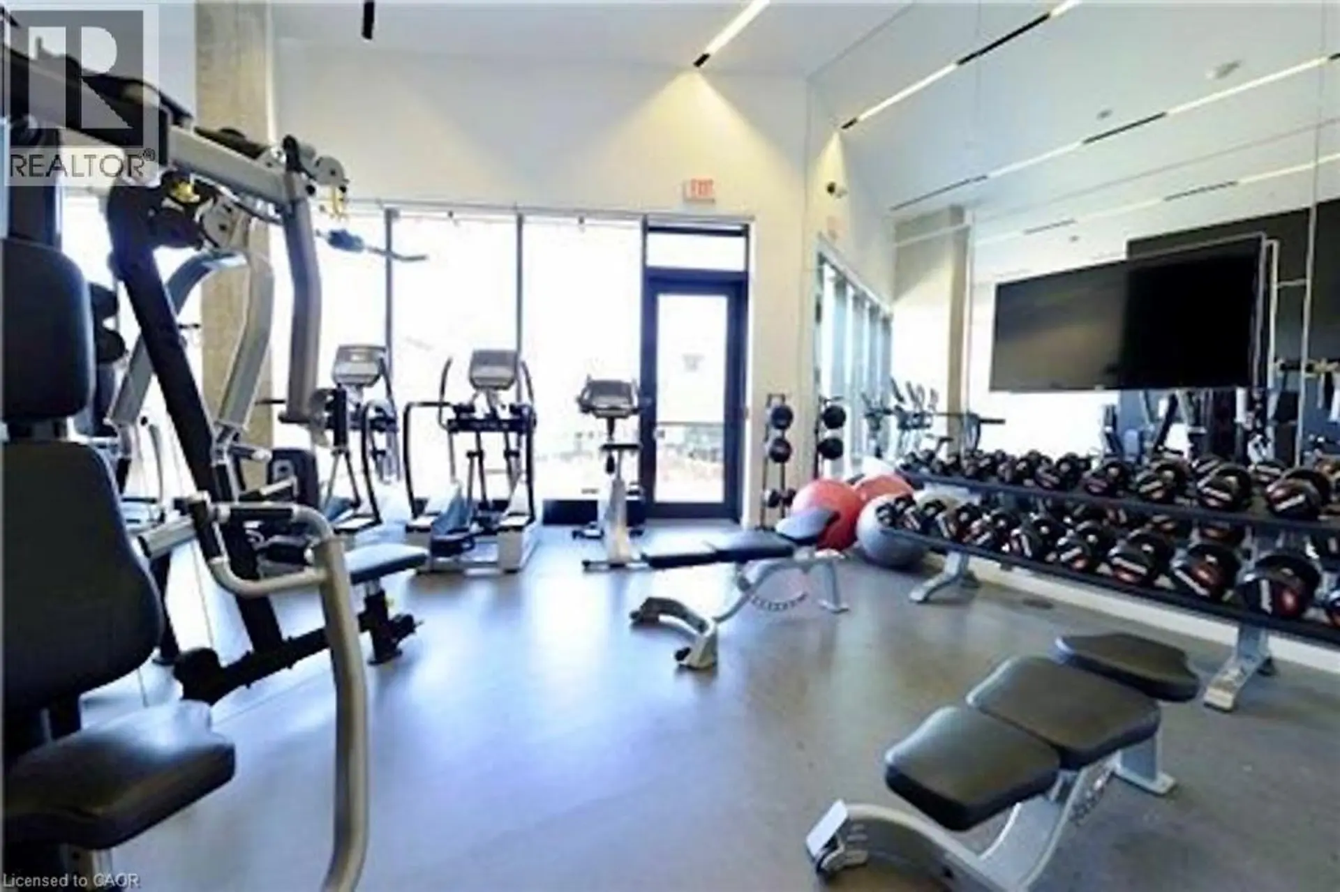 #2304 909 BAY Street - Image 15
