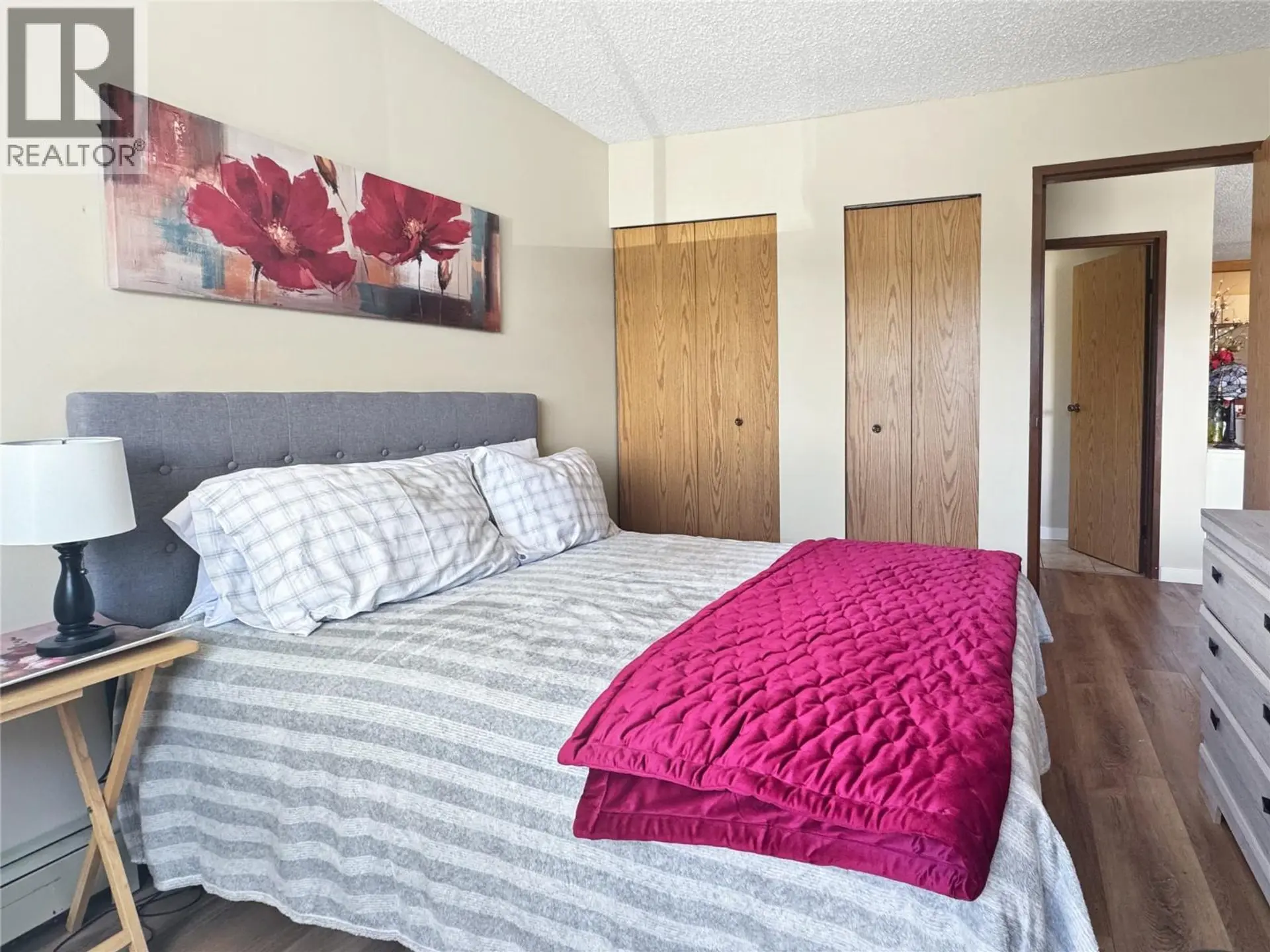 #206B 2321 12TH Street N - Image 12