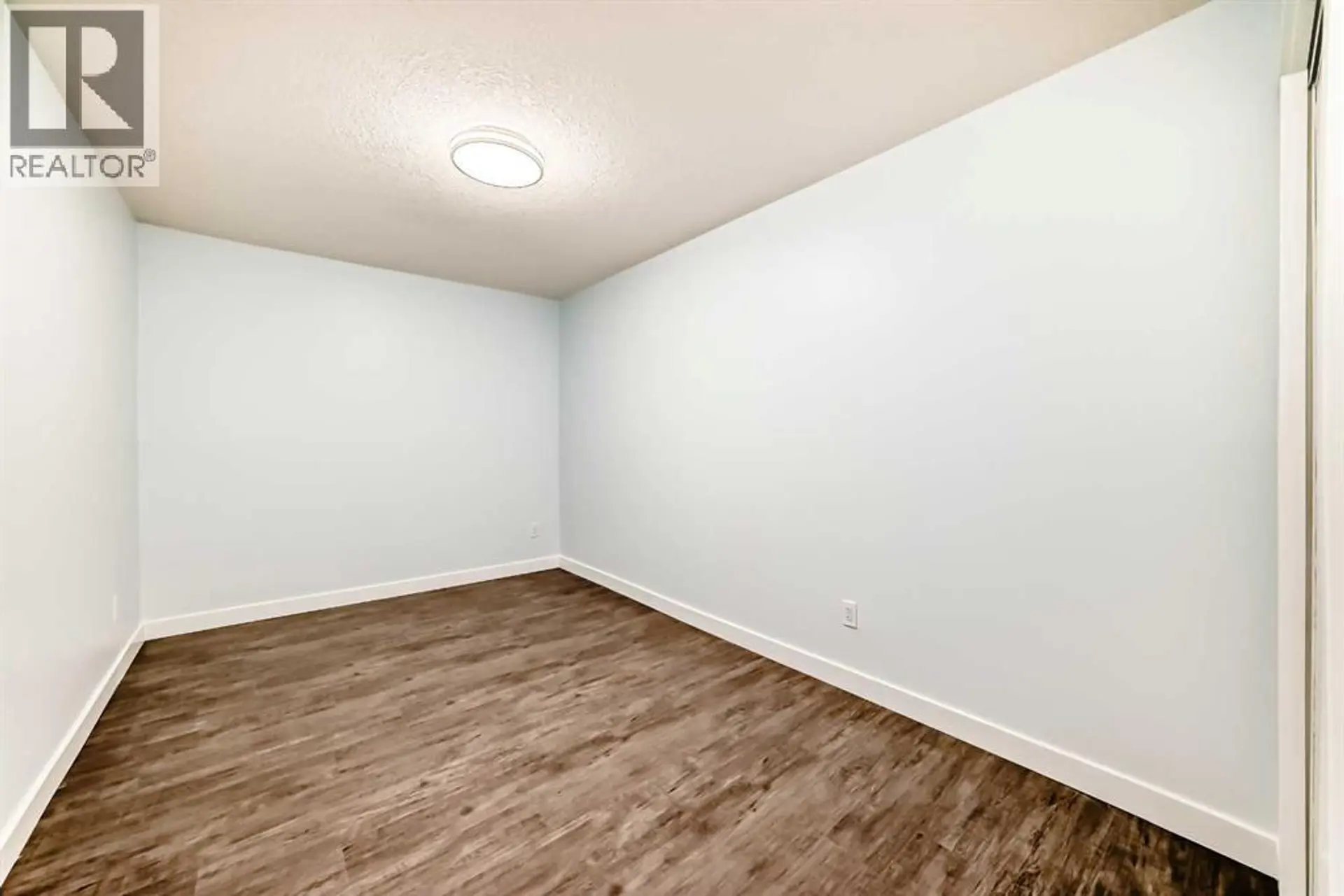 11323 Coventry Boulevard NE - Image 13