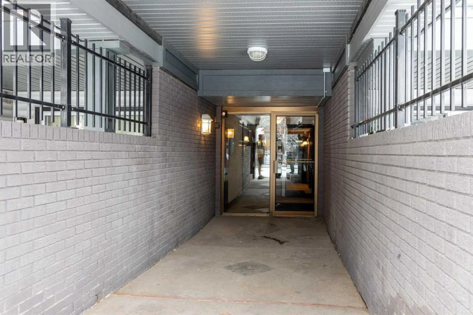 #204 717 4A Street NE - Image 17