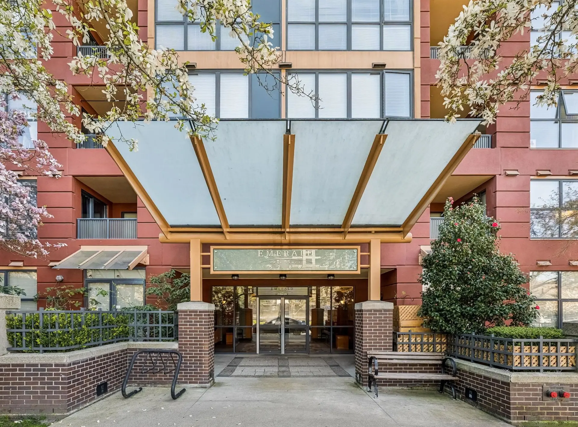 Property at #610 5288 Melbourne Street, Vancouver, BC