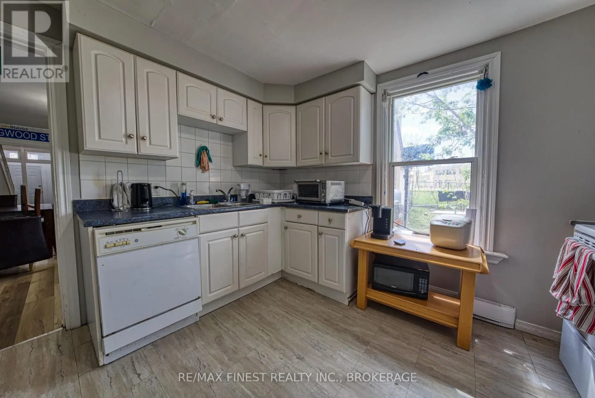 364 ALFRED STREET - Image 7