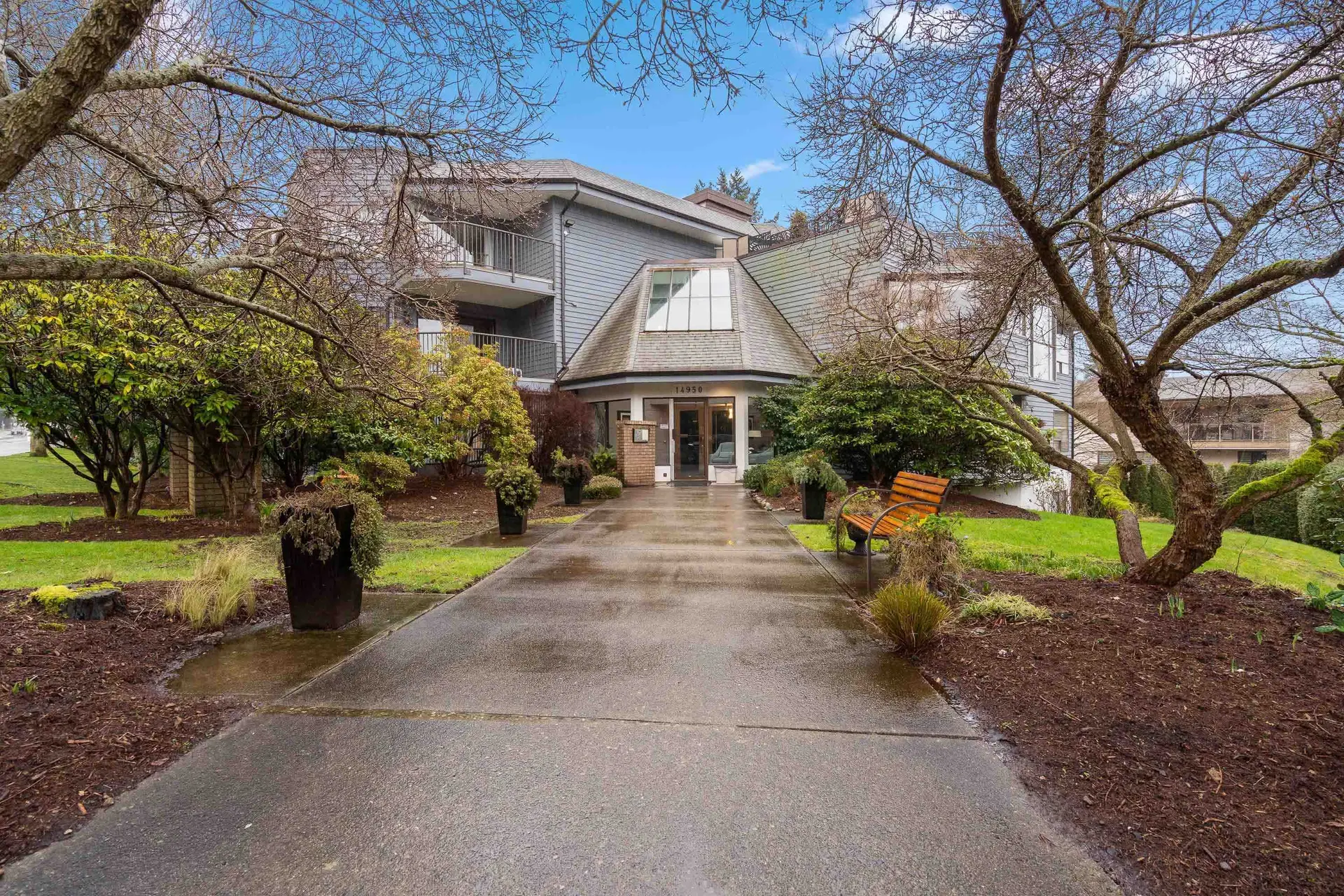 Property at #202 14950 Thrift Avenue, White Rock, BC