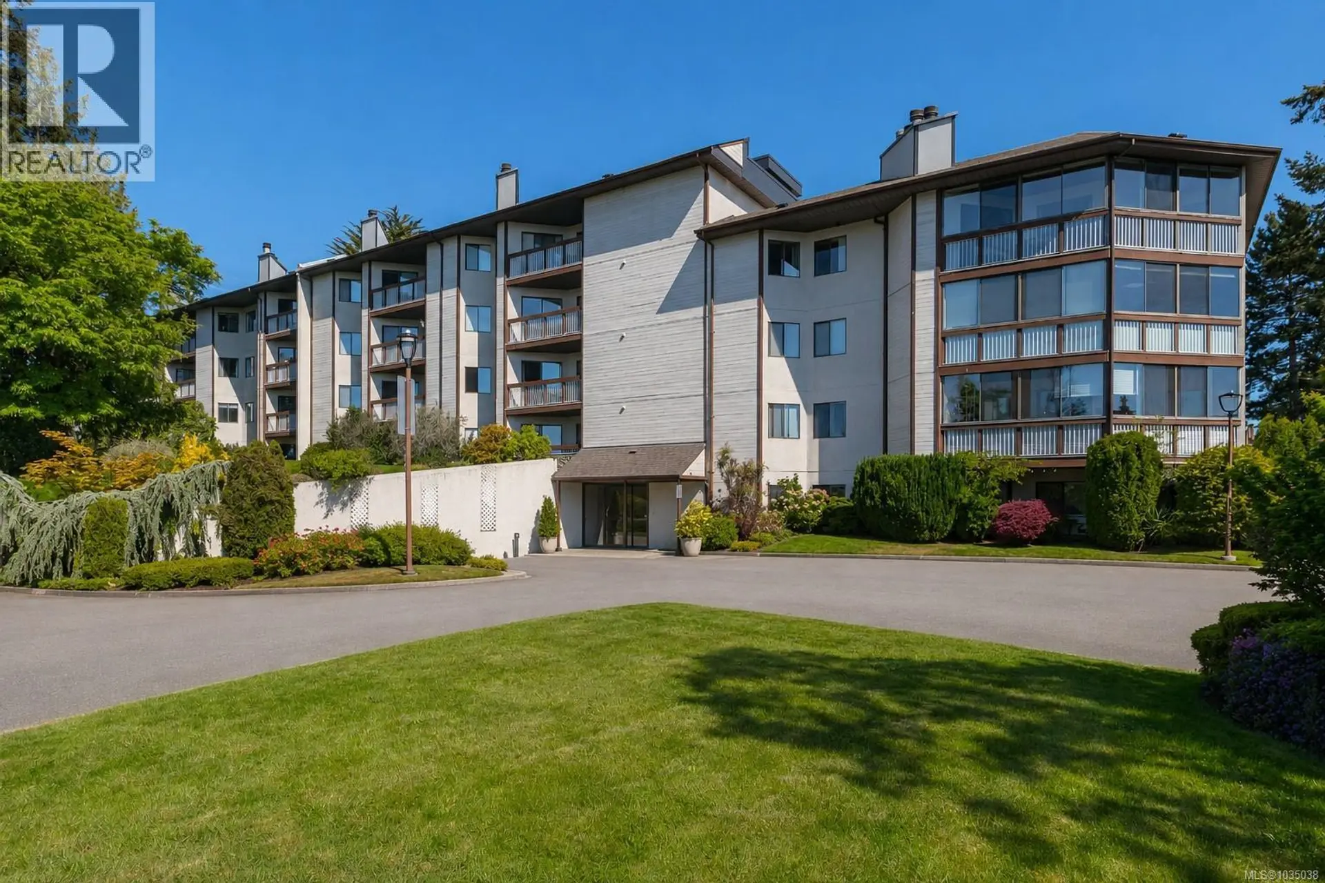 Property at #303 69 Gorge Rd W, Saanich, BC
