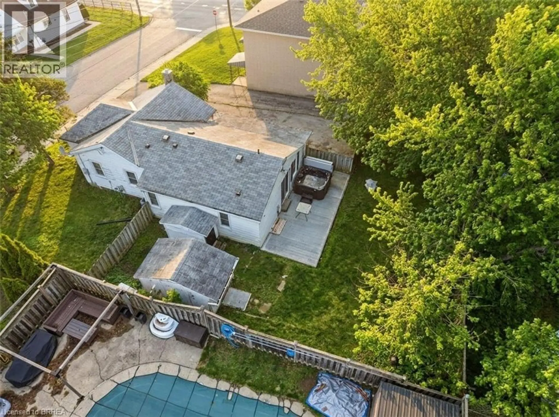 71 FOURTH Avenue - Image 18