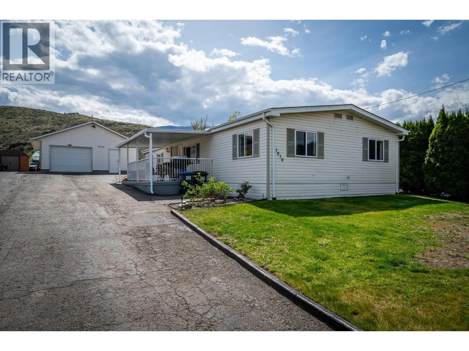Property at 7070 Watson Drive E, Kamloops, BC