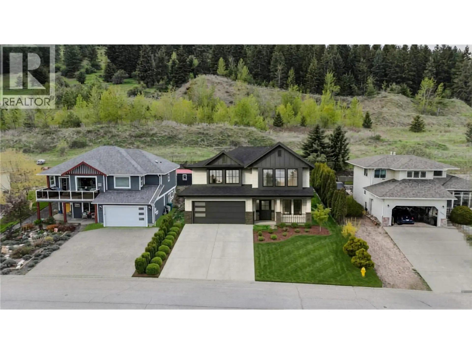 2000 Mountain View Avenue - Image 2