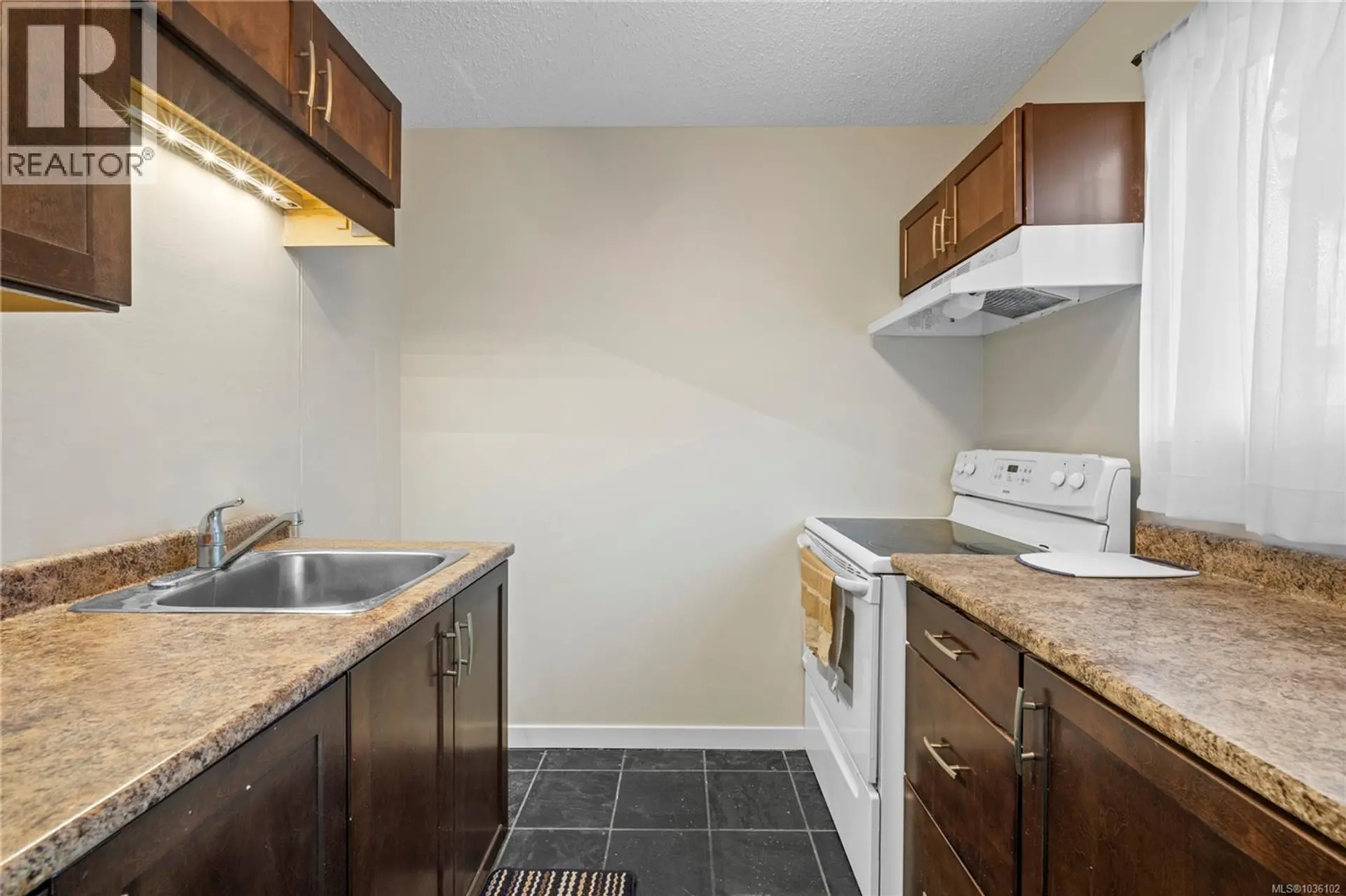 #17 25 Pryde Ave - Image 9