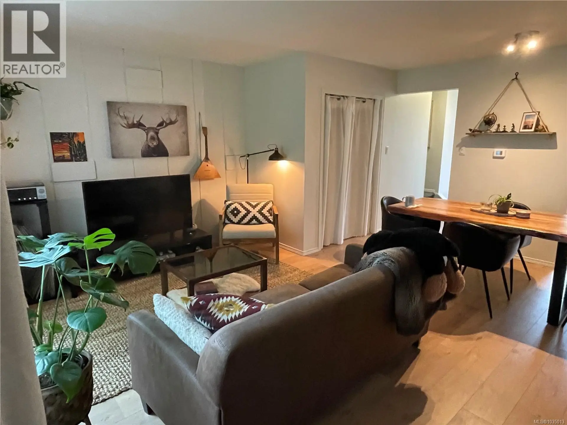 #58 4110 Kendall Ave - Image 2