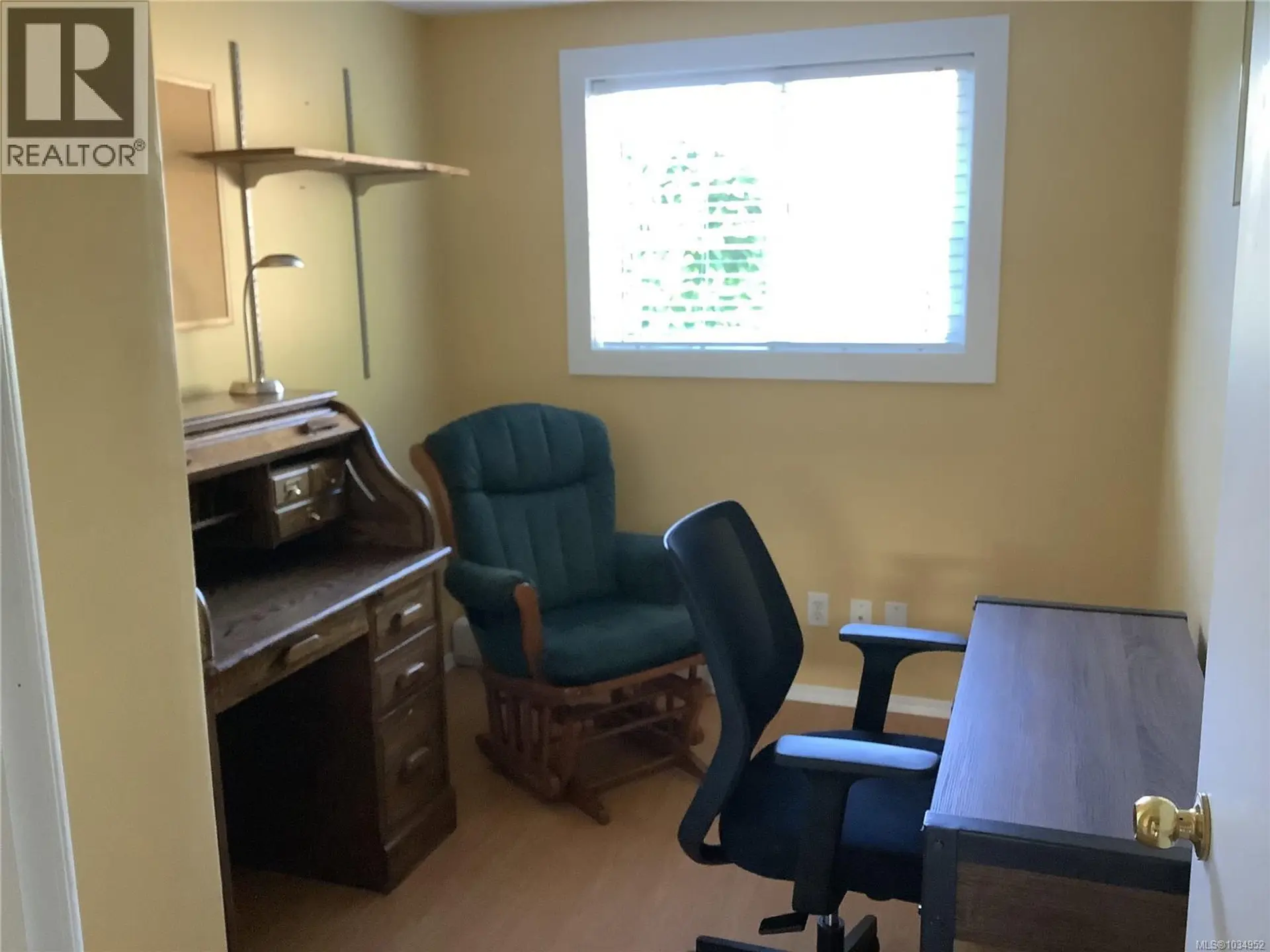 115 Rupert Ave - Image 15