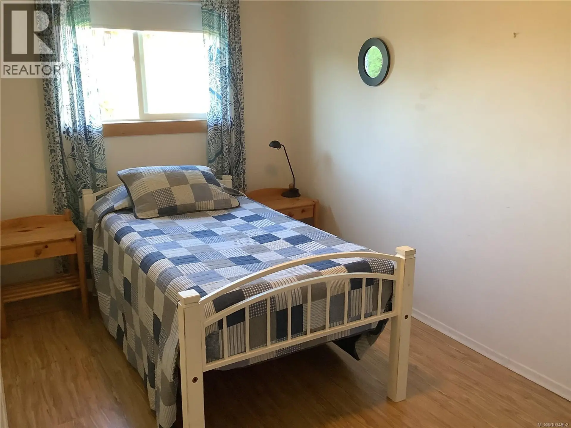 115 Rupert Ave - Image 16