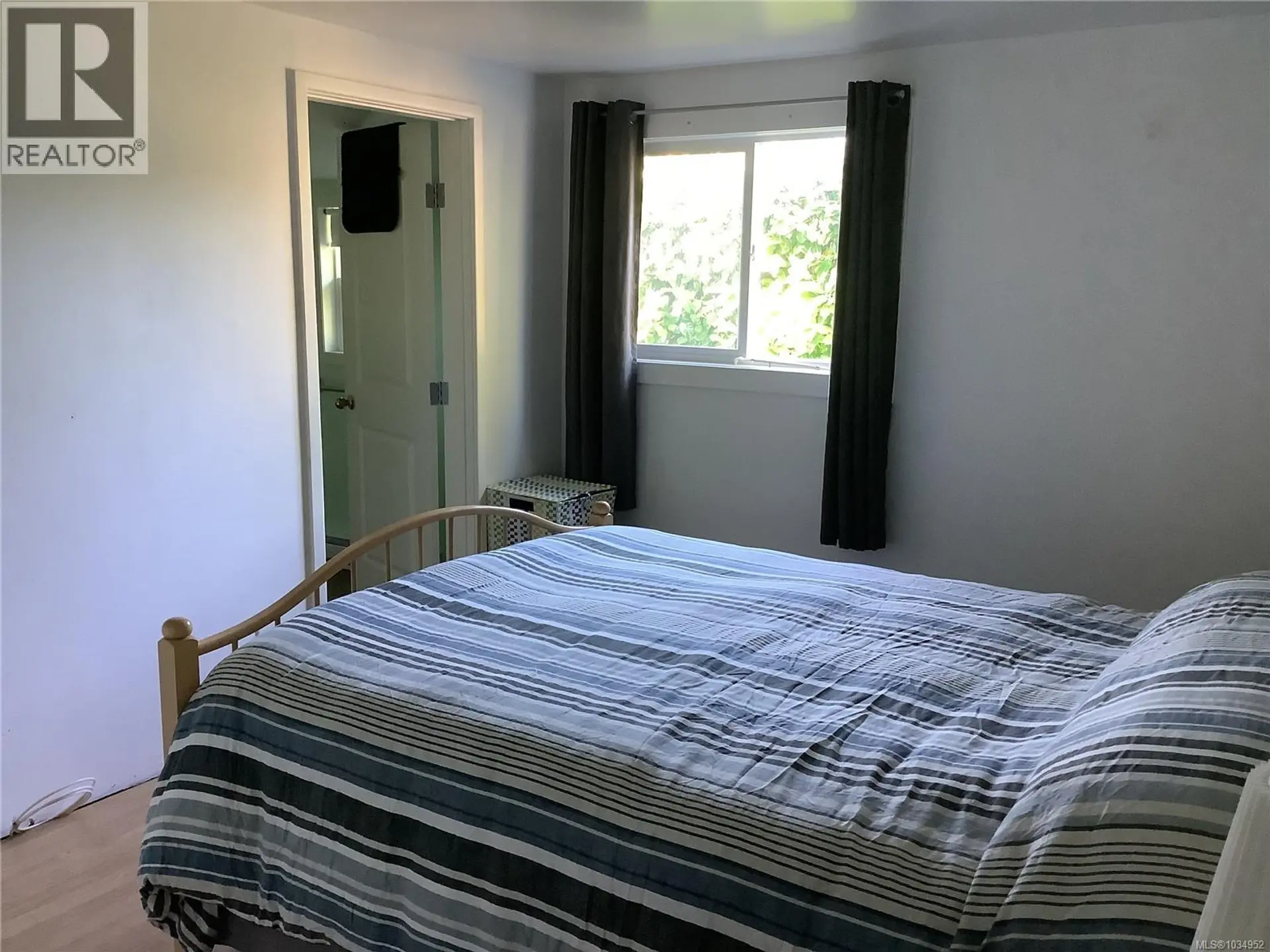115 Rupert Ave - Image 17