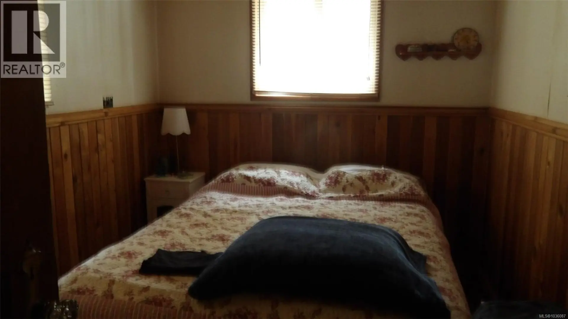 3784 Horne Lake Caves Rd - Image 13