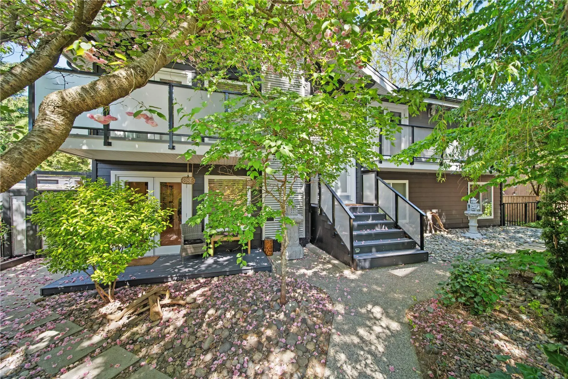 Property at 609 Lidster Place, New Westminster, BC