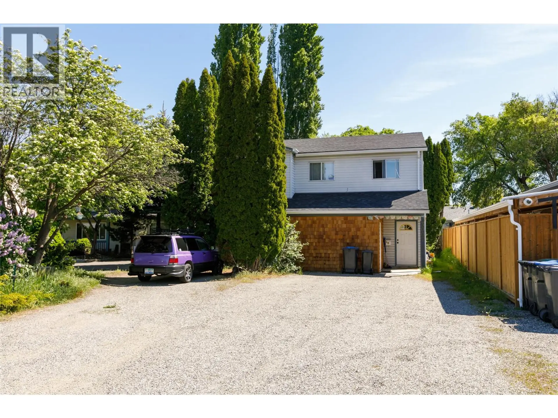 Property at 3007 Lowe Court, Kelowna, BC