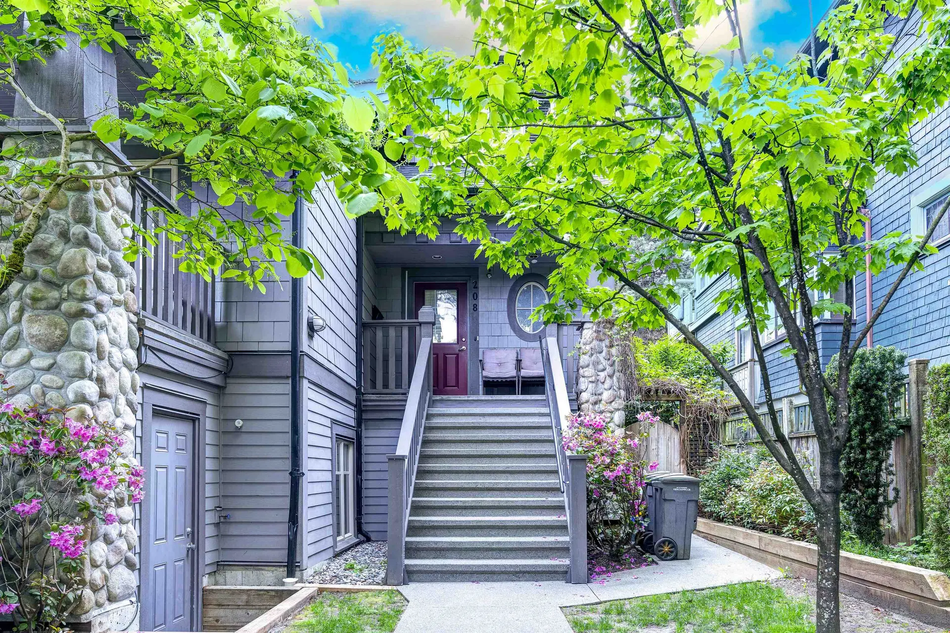 Property at 208 W 13th Avenue, Vancouver, BC
