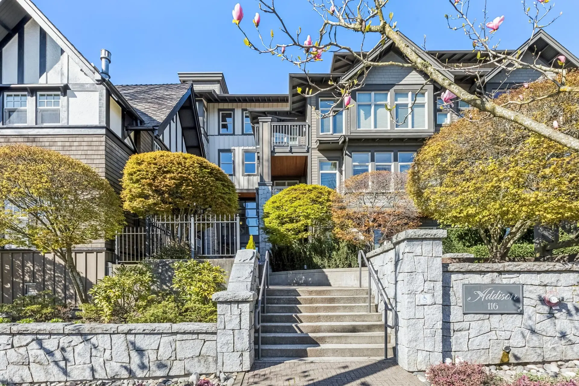 Property at #303 116 W 23rd Street, North Vancouver, BC