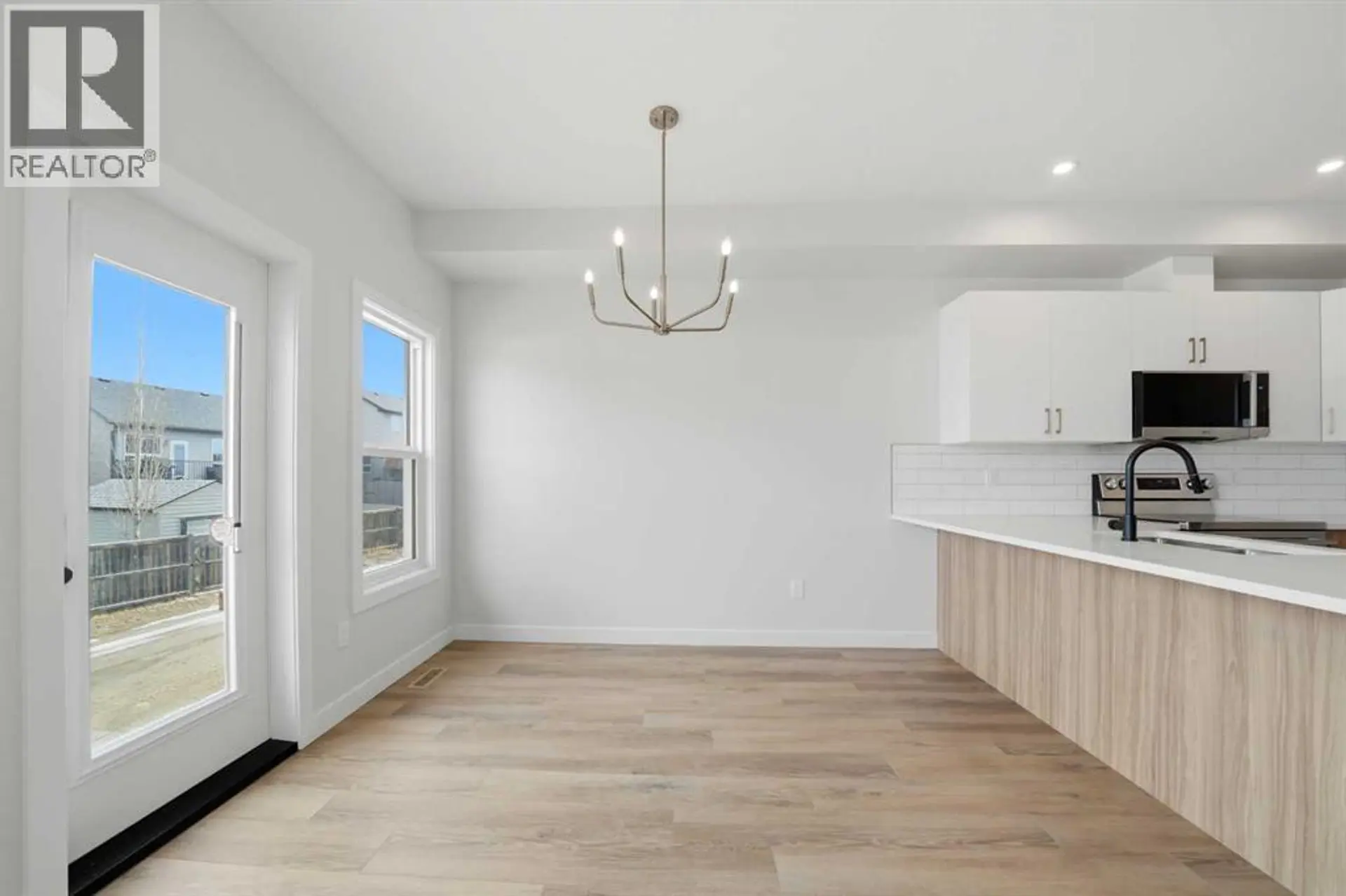 77 Pinnacle Close - Image 6