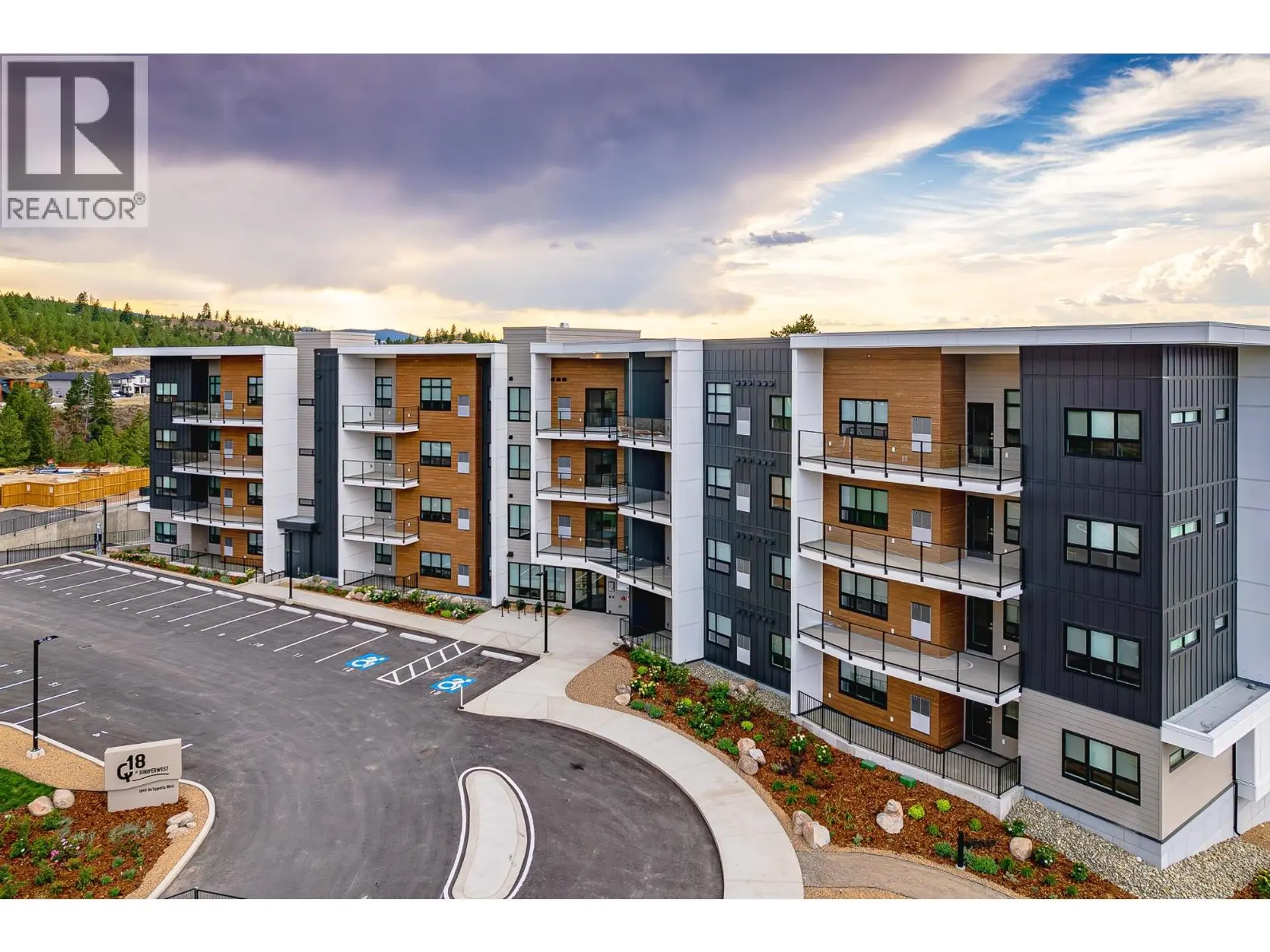 Property at #308 1844 Qu'Appelle Boulevard, Kamloops, BC