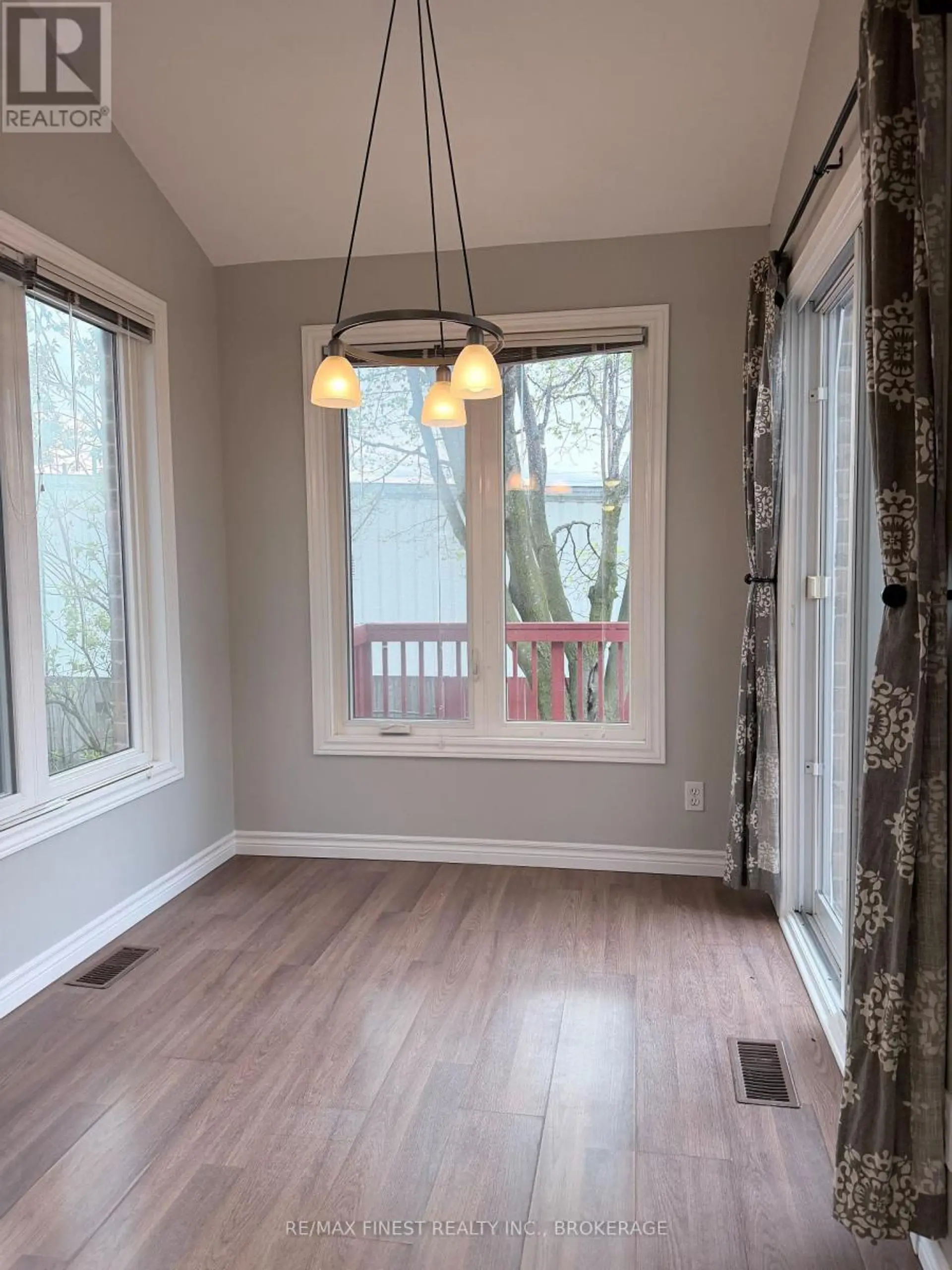 936 KILLARNEY CRESCENT - Image 4