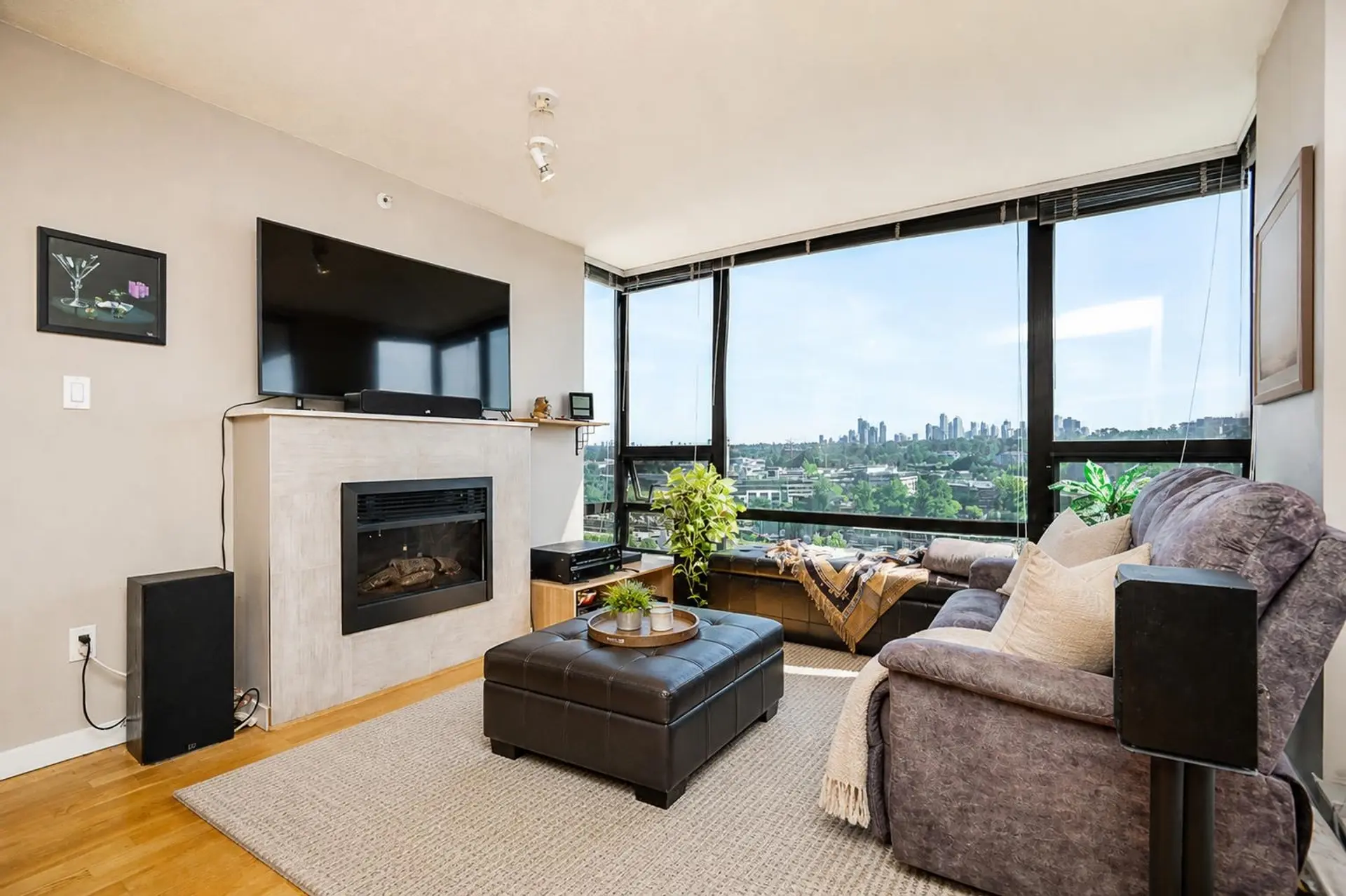 Property at #1504 4178 Dawson Street, Burnaby, BC
