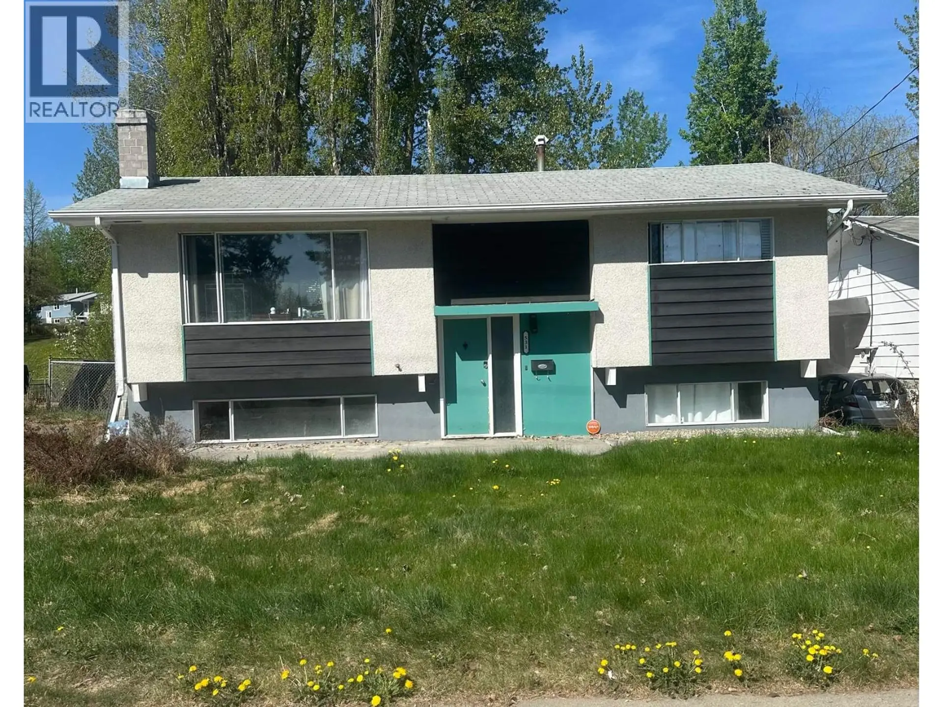 531 PERRY STREET - Image 2