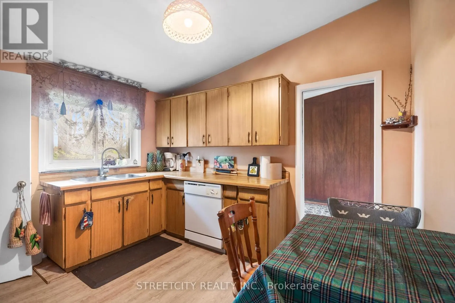 776 SUNNINGHILL AVENUE - Image 4