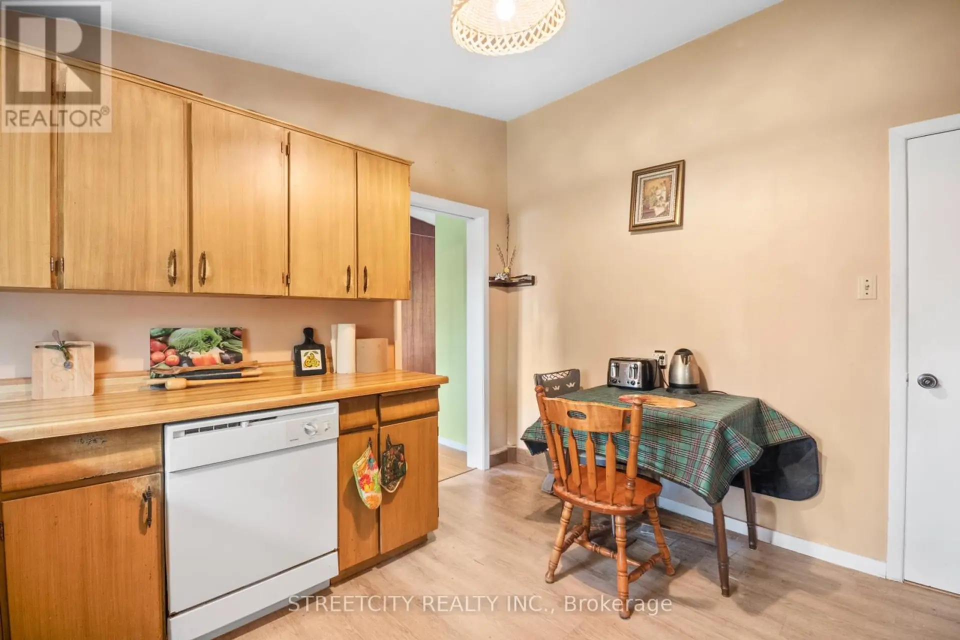 776 SUNNINGHILL AVENUE - Image 5