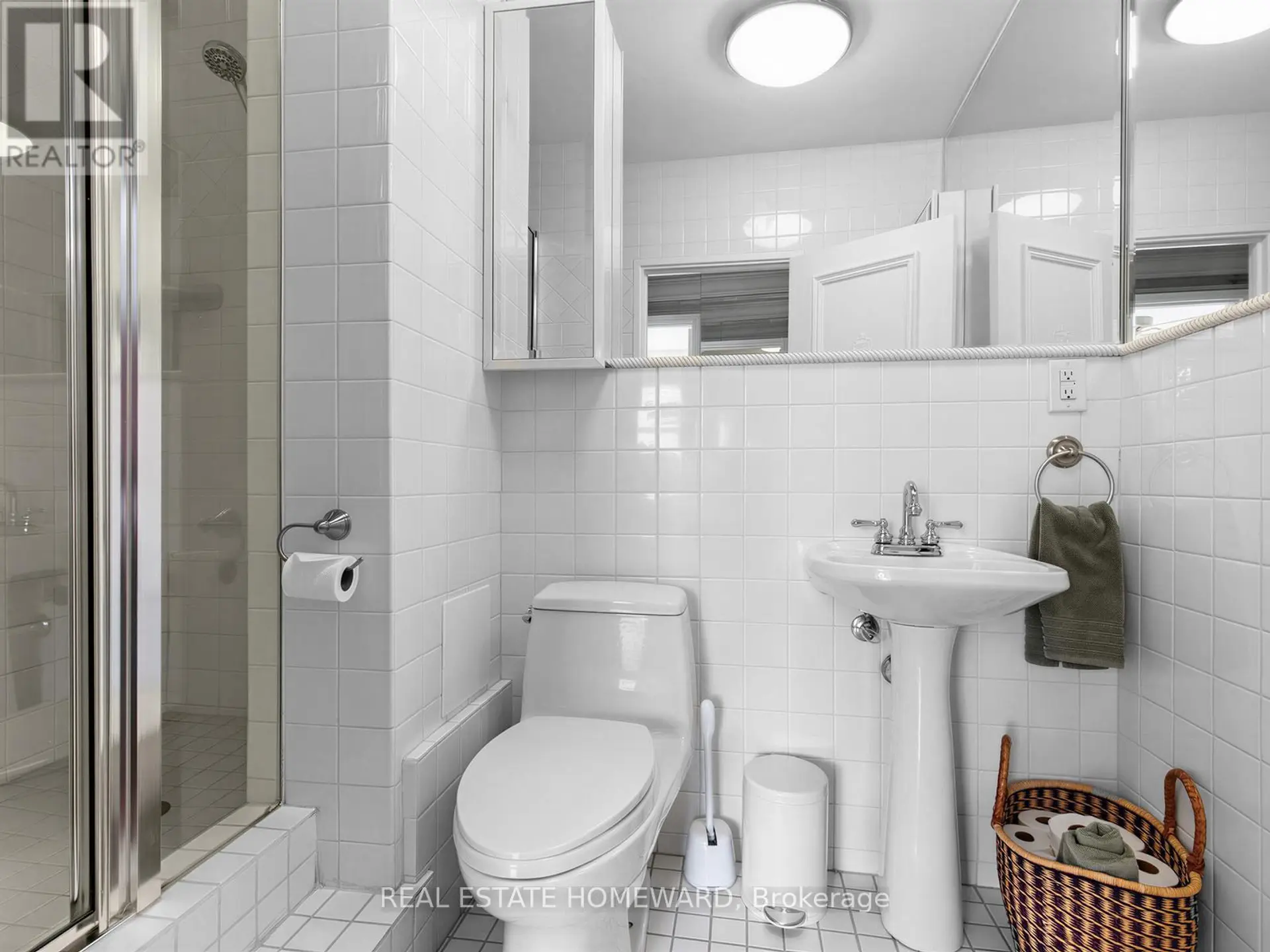 #309 30 ELM AVENUE - Image 18