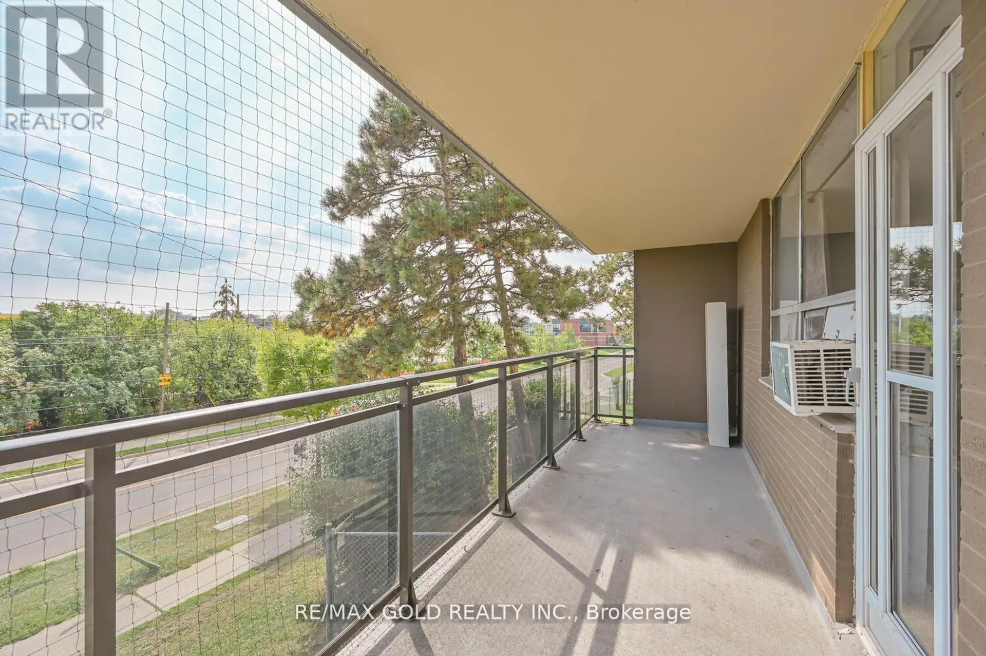 #207 60 STEVENSON ROAD - Image 6