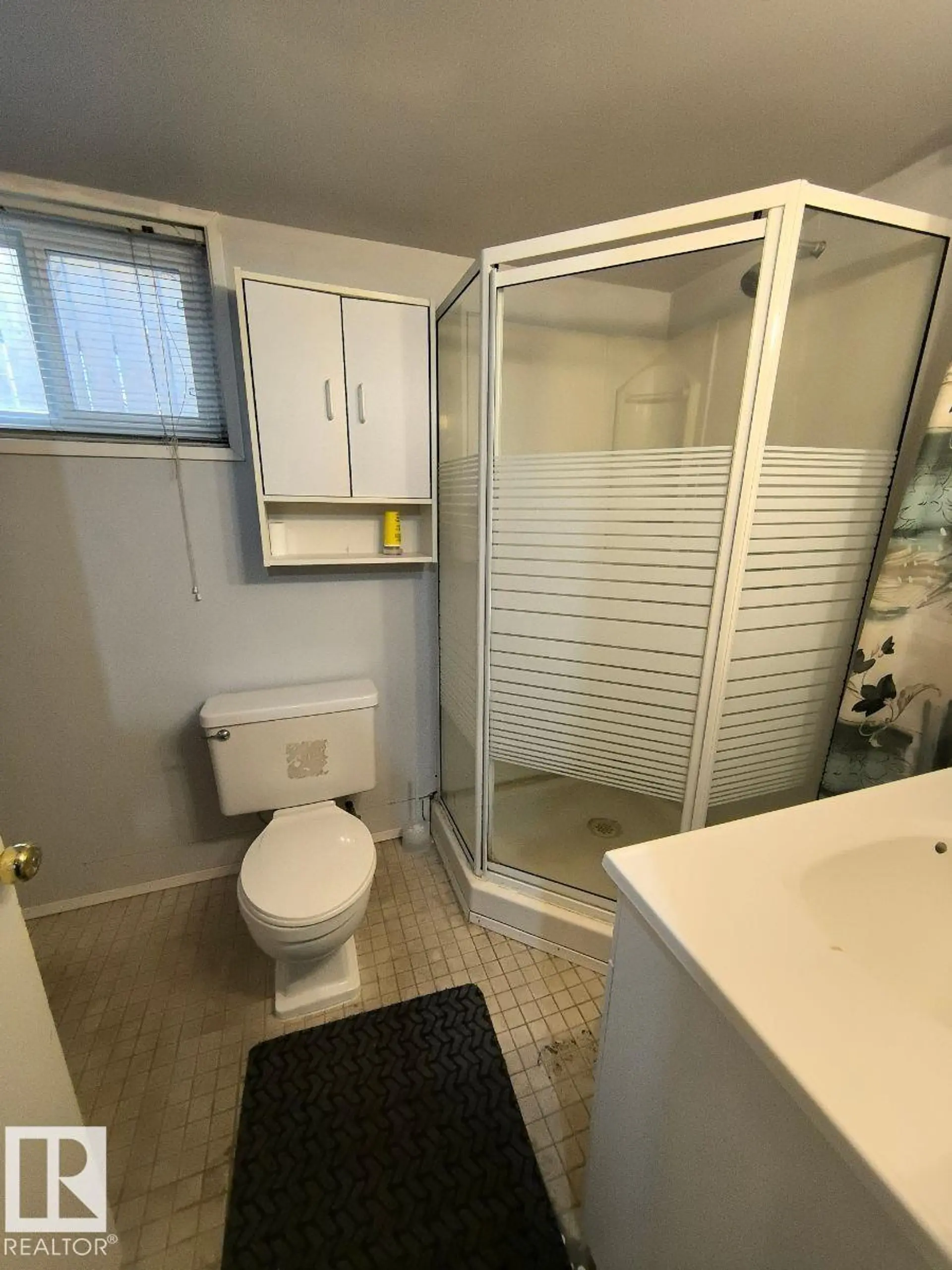 10815 68 AV NW - Image 14