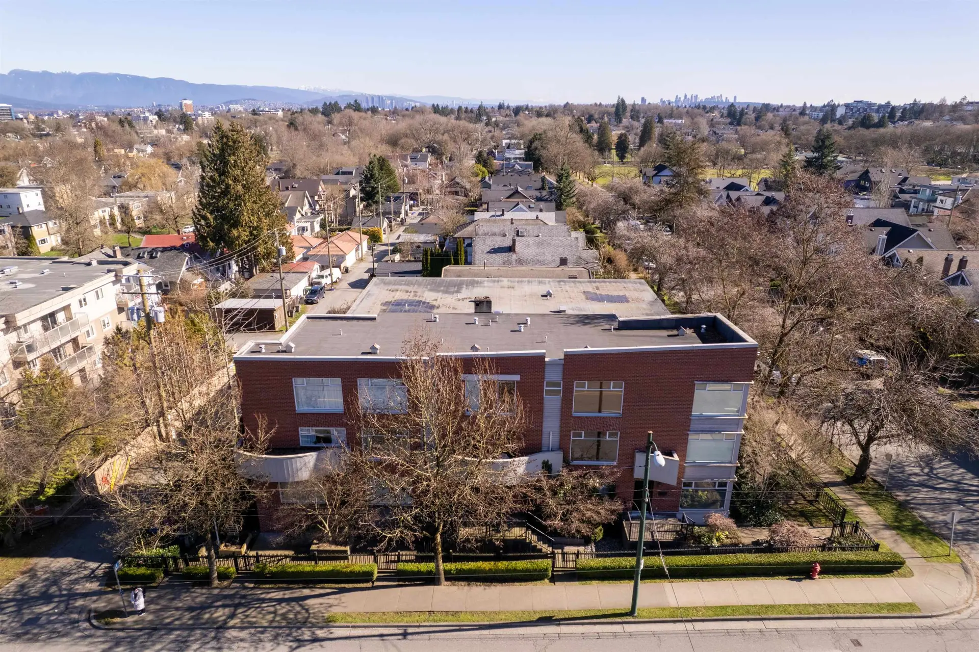 Property at 999 W 20th Avenue, Vancouver, BC