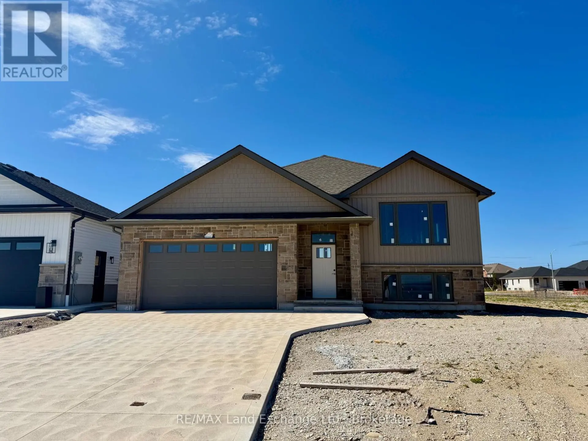 418 NORTHPORT DRIVE - Image 1