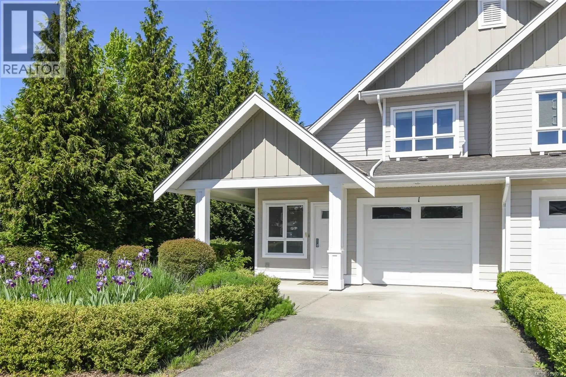 Property at #1 700 Lancaster Way, Comox, BC