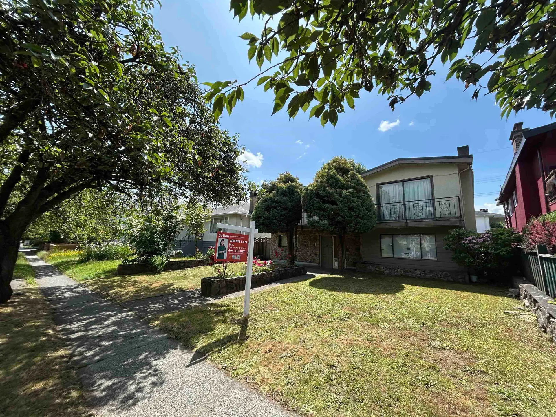 2514 E 49th Avenue - Image 2