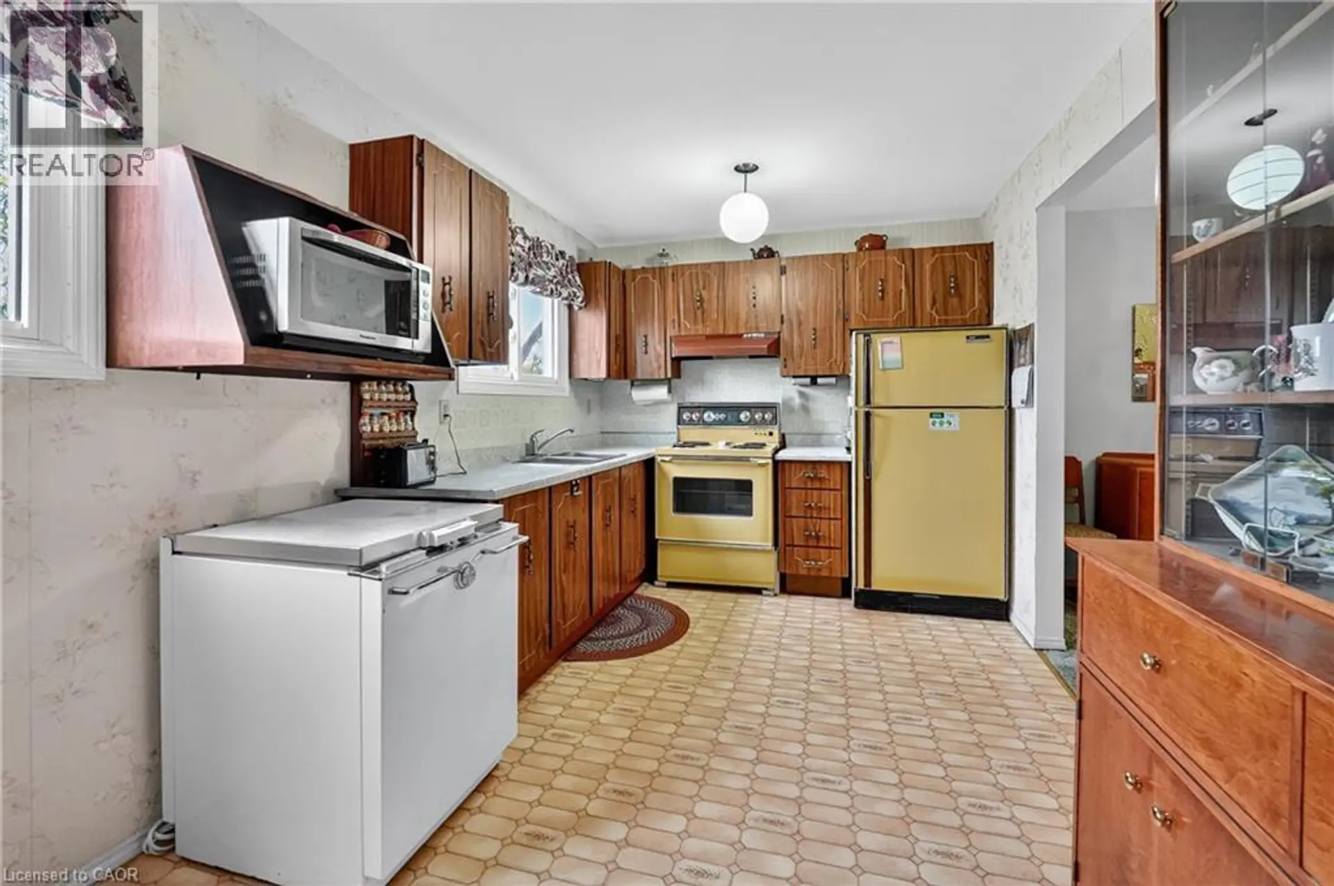 #1 34 BOW VALLEY Drive - Image 11