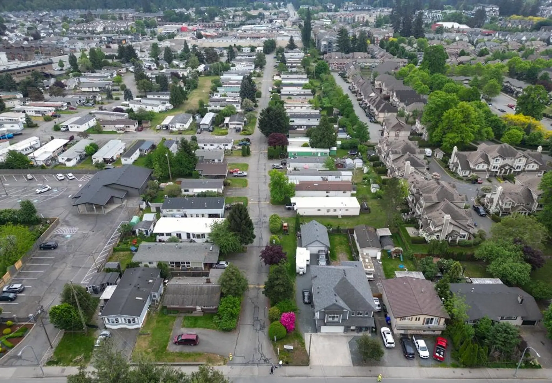#106 45640 Watson Road - Image 3