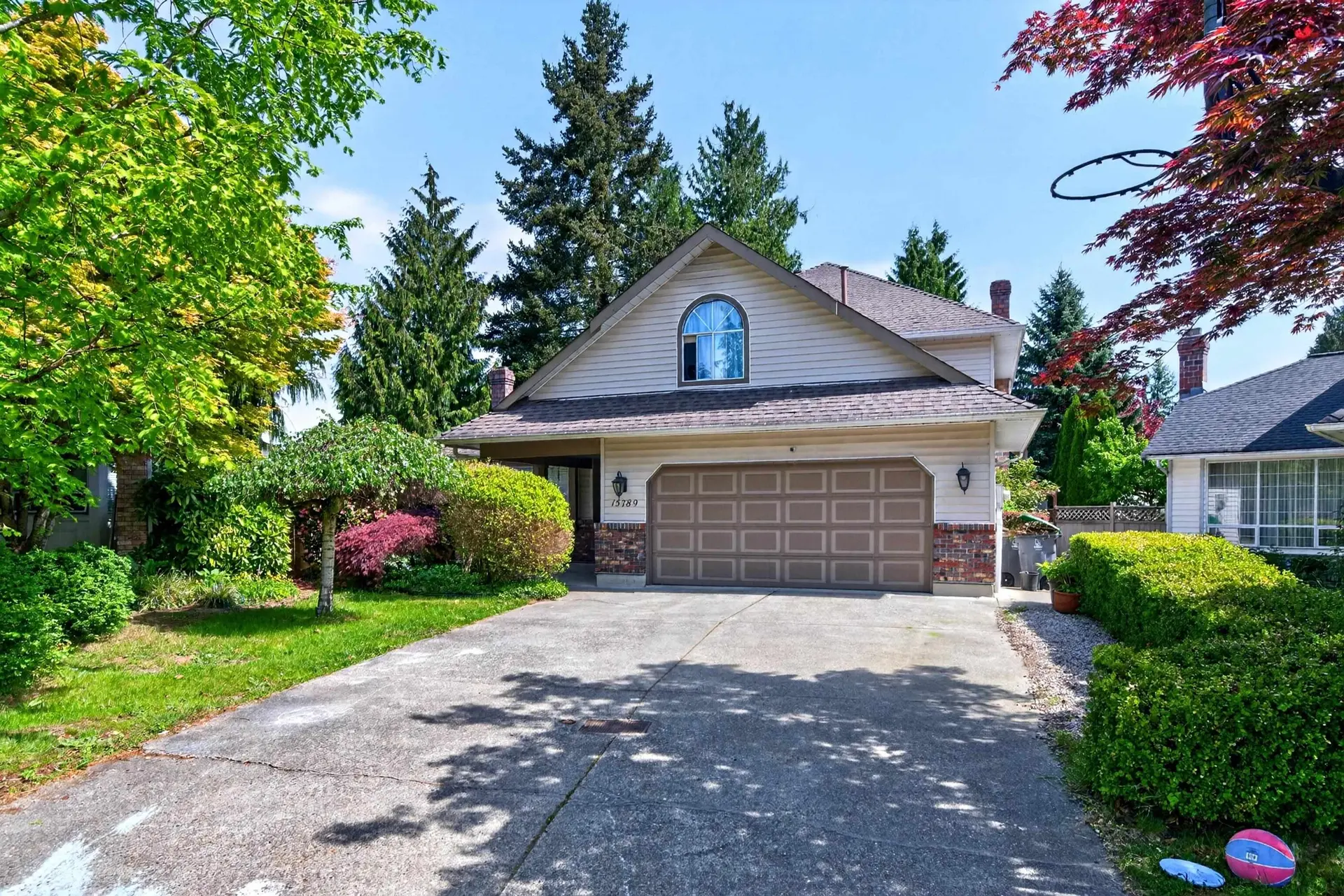 Property at 15789 98a Avenue, Surrey, BC