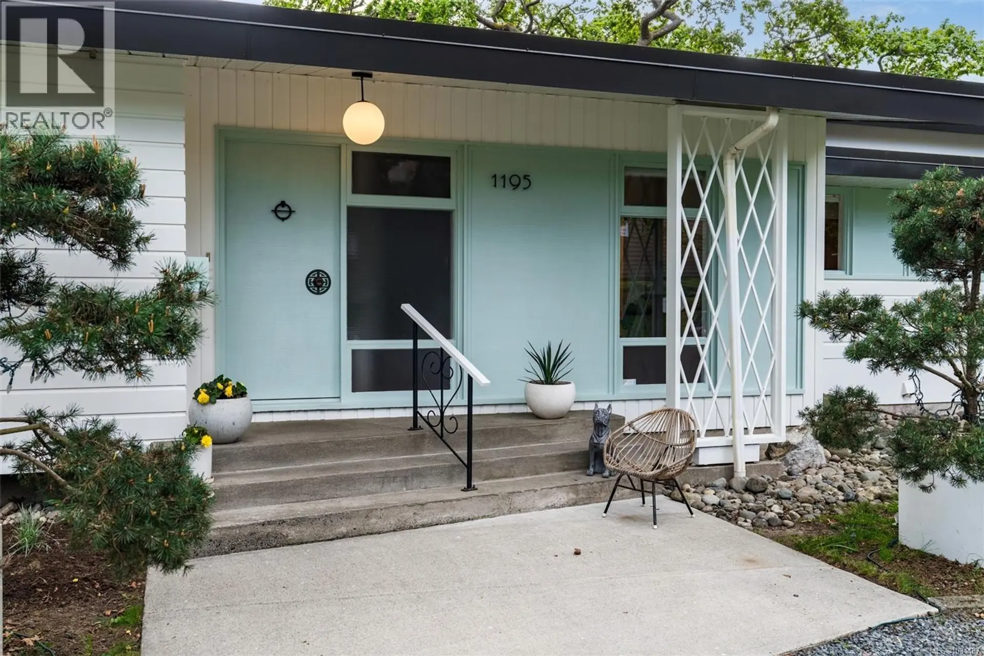 Property at 1195 Kings Rd, Victoria, BC
