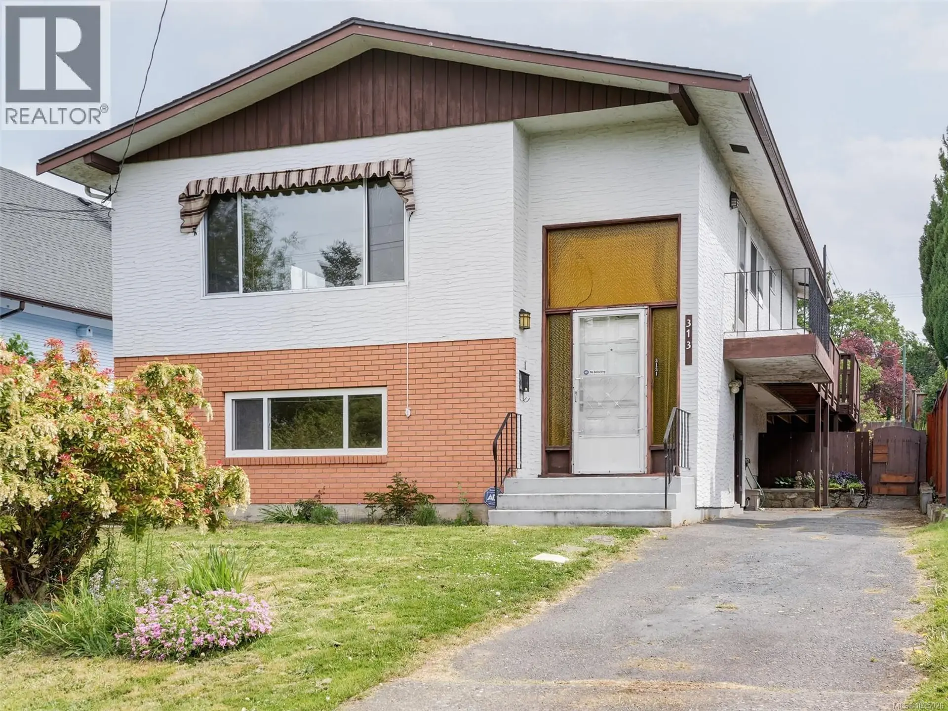 Property at 3131 Yew St, Victoria, BC