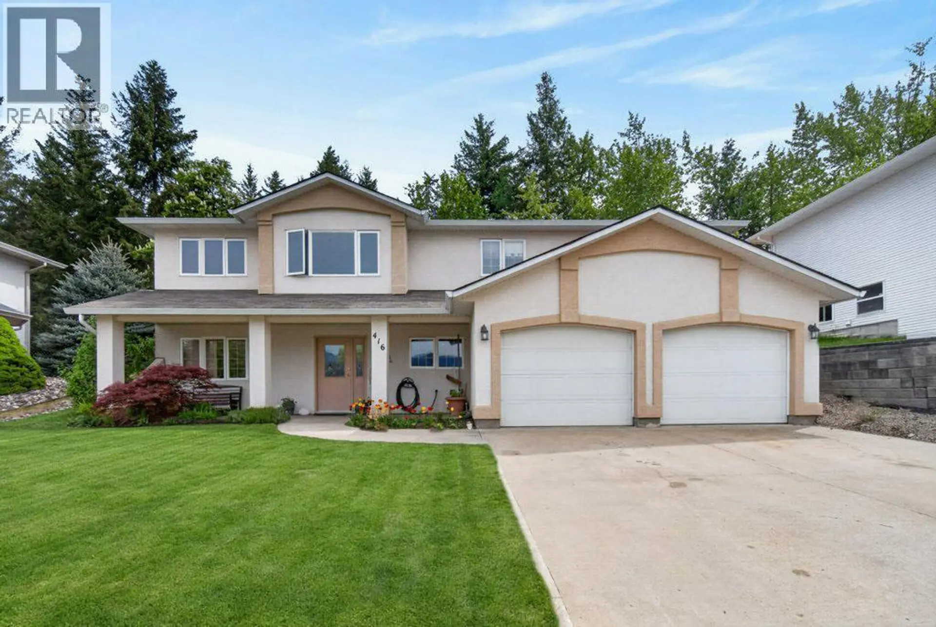 Property at 416 27 Street SE, Salmon Arm, BC