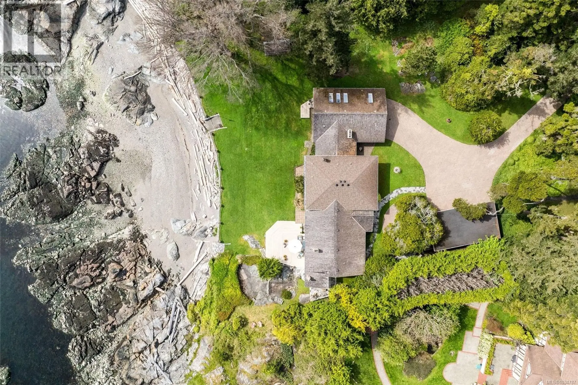 Property at 3035 McAnally Rd, Saanich, BC