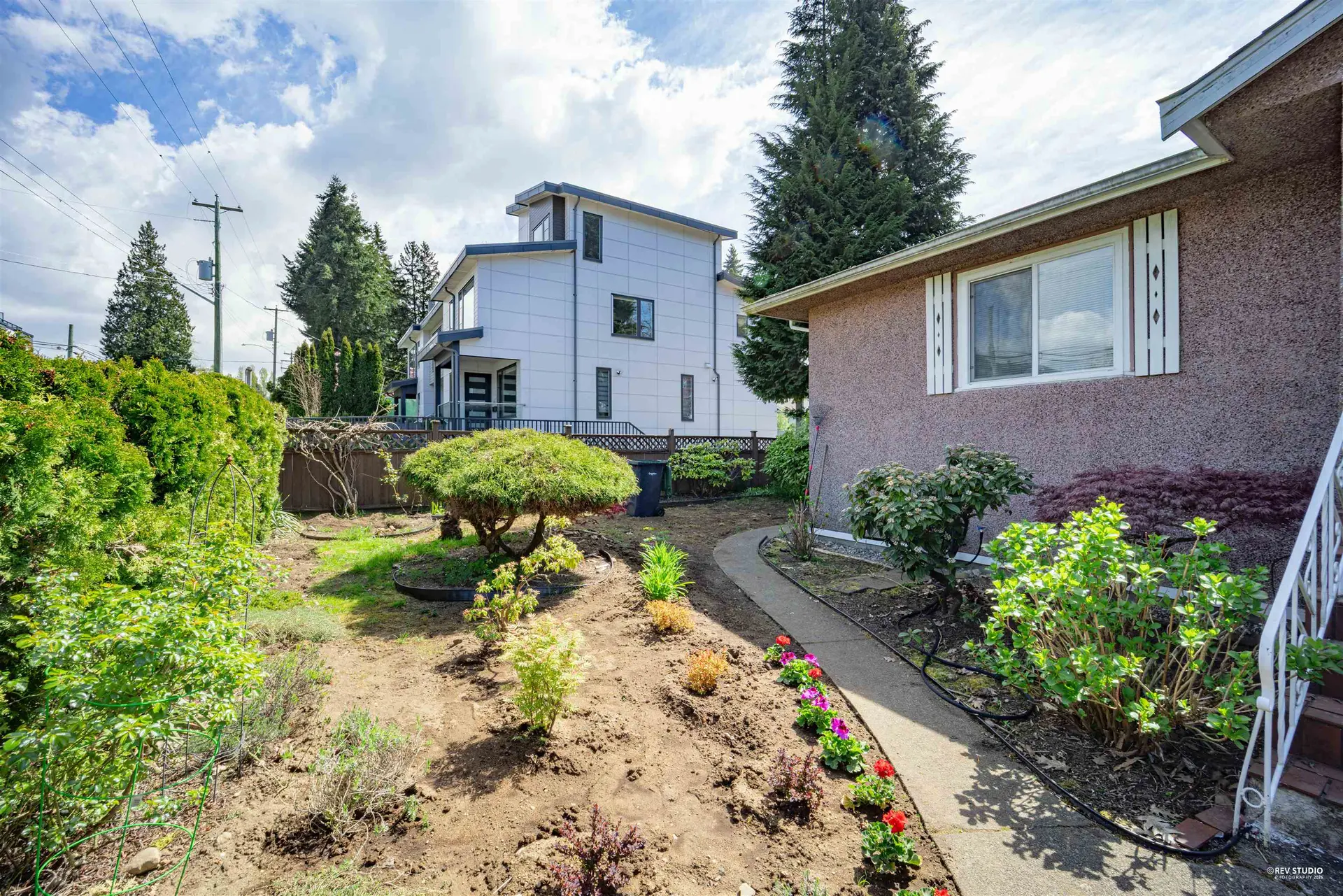 704 Smith Avenue - Image 12