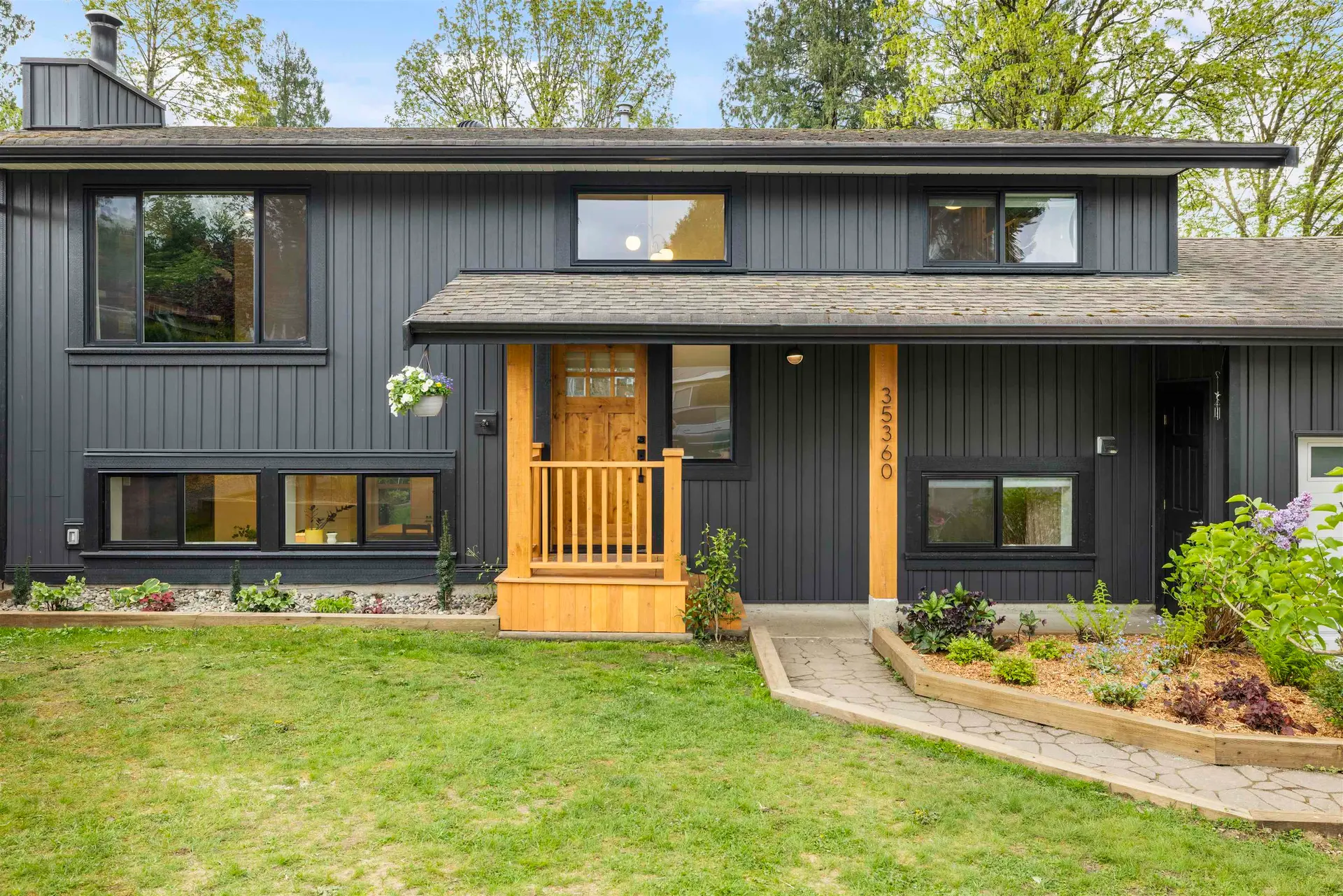 Property at 35360 Selkirk Avenue, Abbotsford, BC