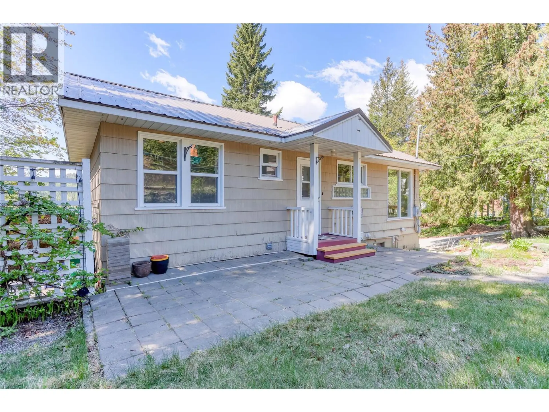 Property at 2551 Pinewood Drive, Rossland, BC