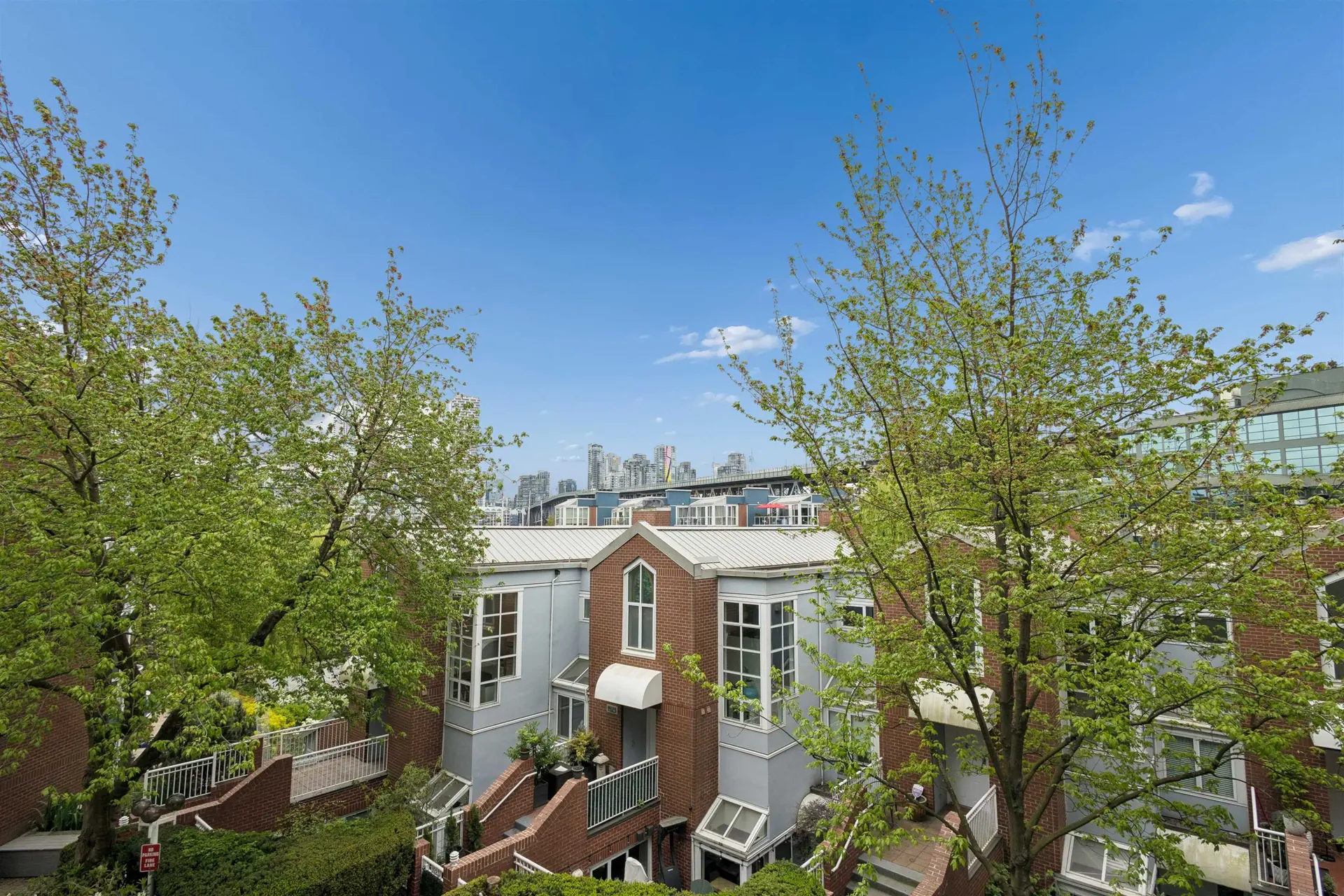 #303 1508 Mariner Walk - Image 12