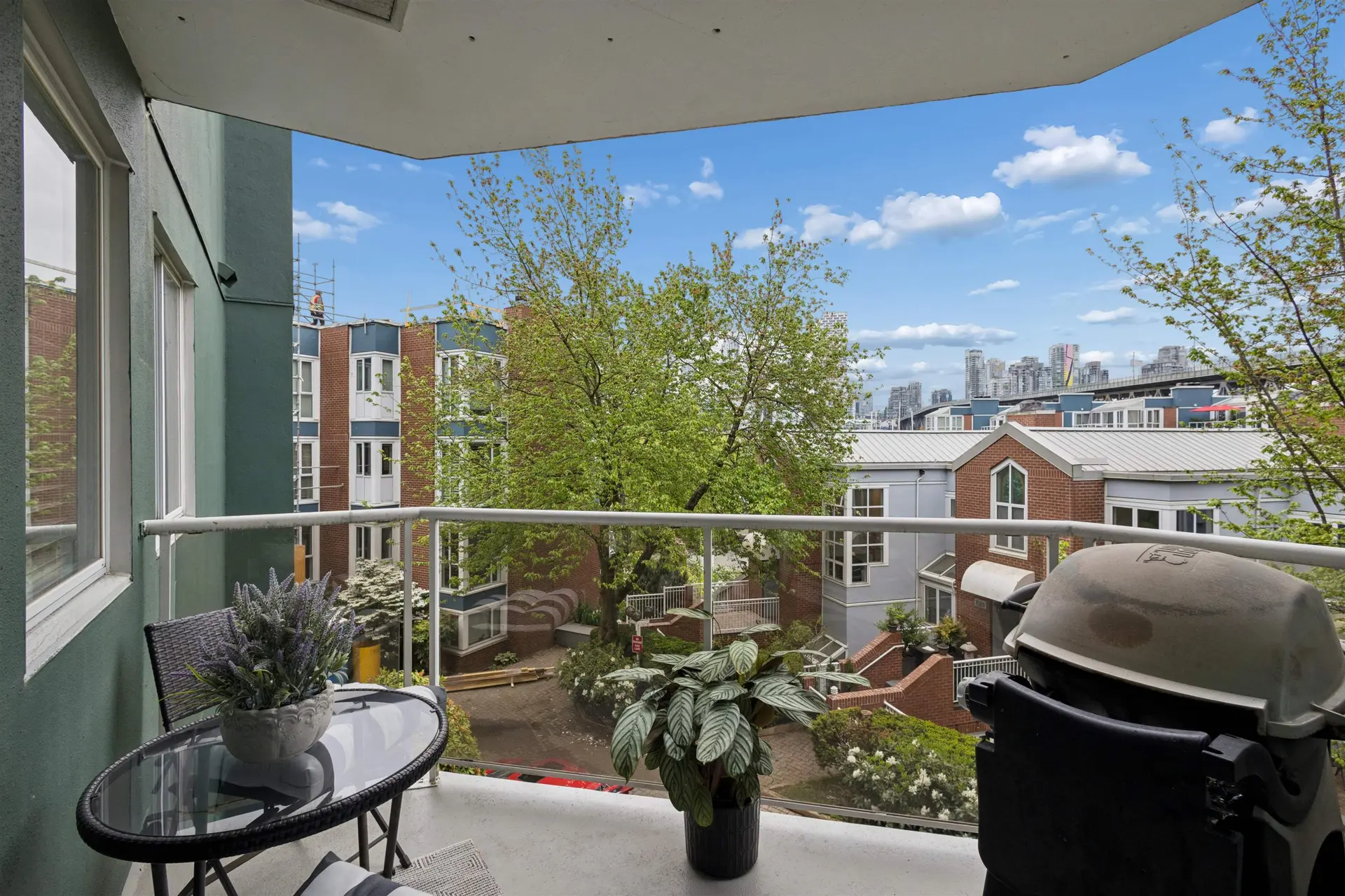 #303 1508 Mariner Walk - Image 11