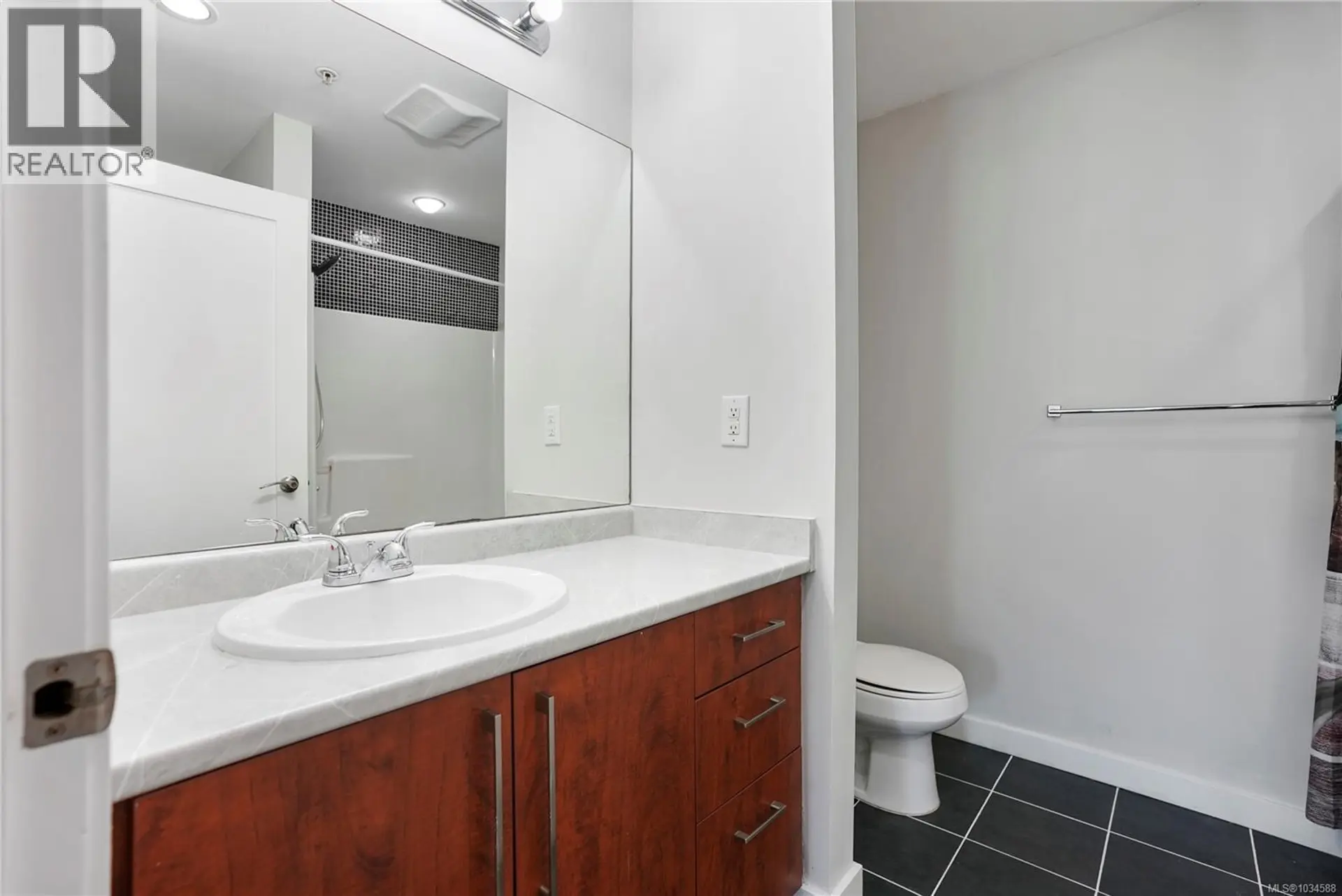 #315 611 Brookside Rd - Image 13