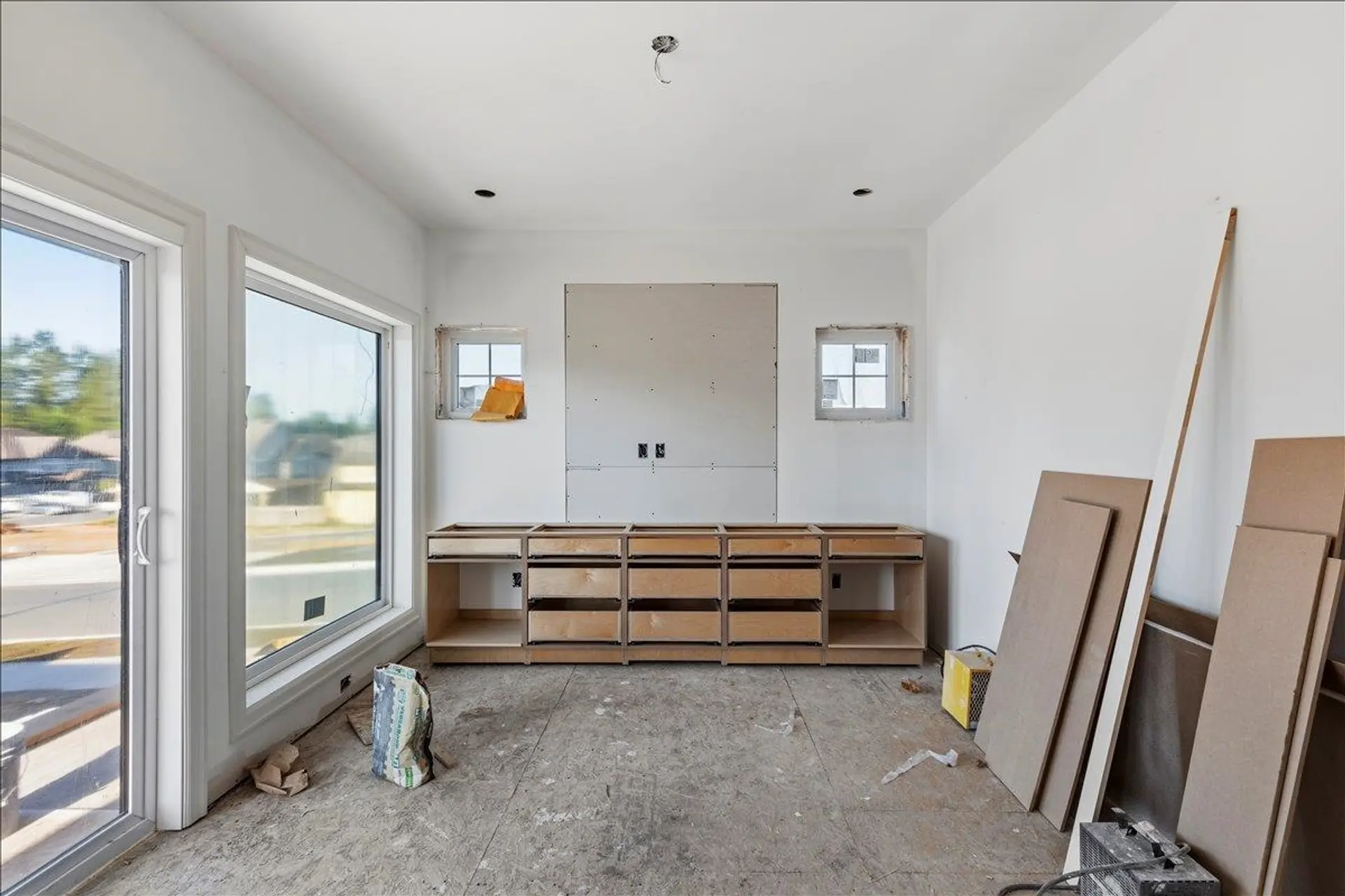 33203 Pinchbeck Avenue - Image 5