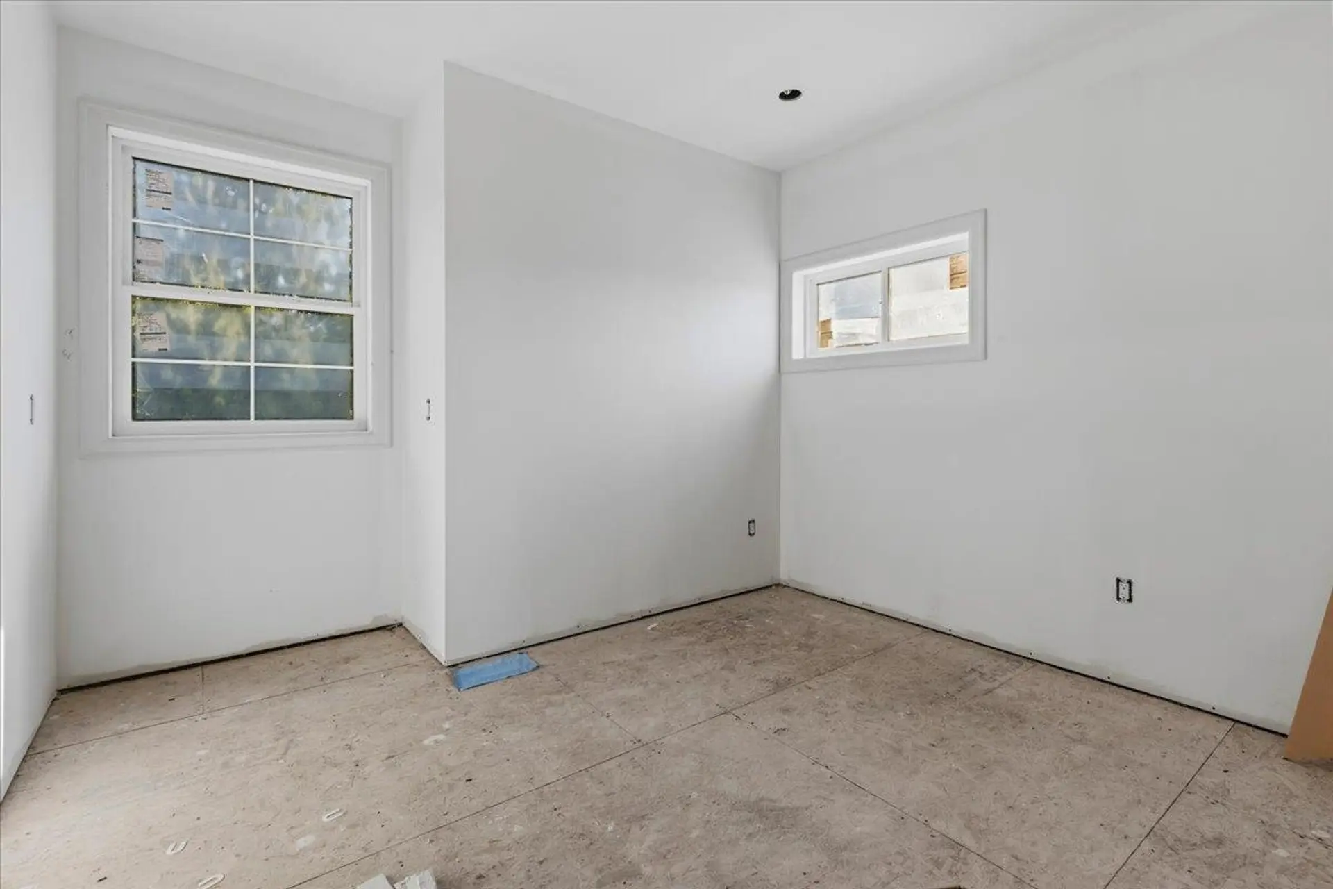 33203 Pinchbeck Avenue - Image 11